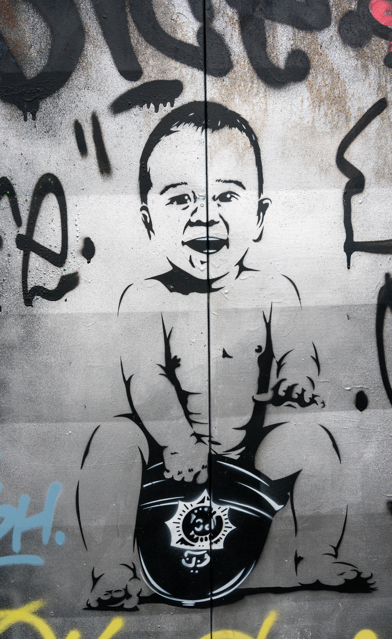 Pentax smc DA 12-24mm F4.0 ED AL (IF) sample photo. Street art photography