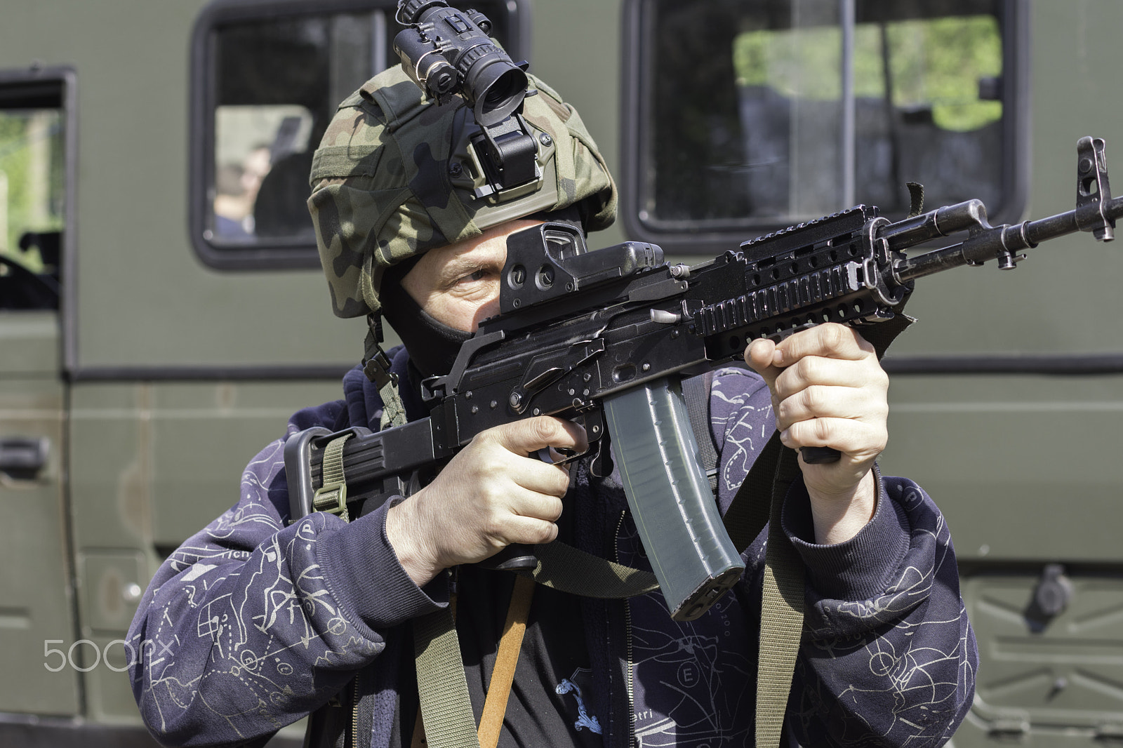 Nikon AF-S Nikkor 70-200mm F4G ED VR sample photo. Special forces soldier in action photography