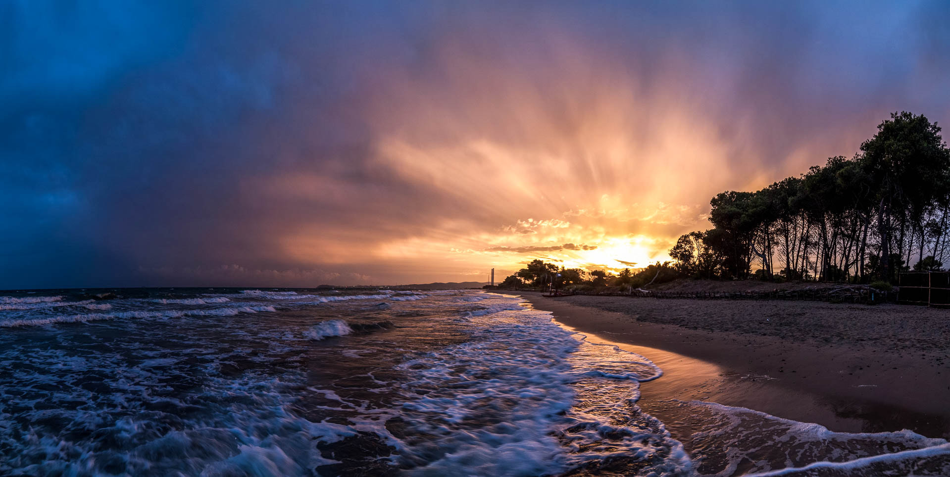 Pentax K-7 + Pentax smc DA 12-24mm F4.0 ED AL (IF) sample photo. Stitched panorama photography