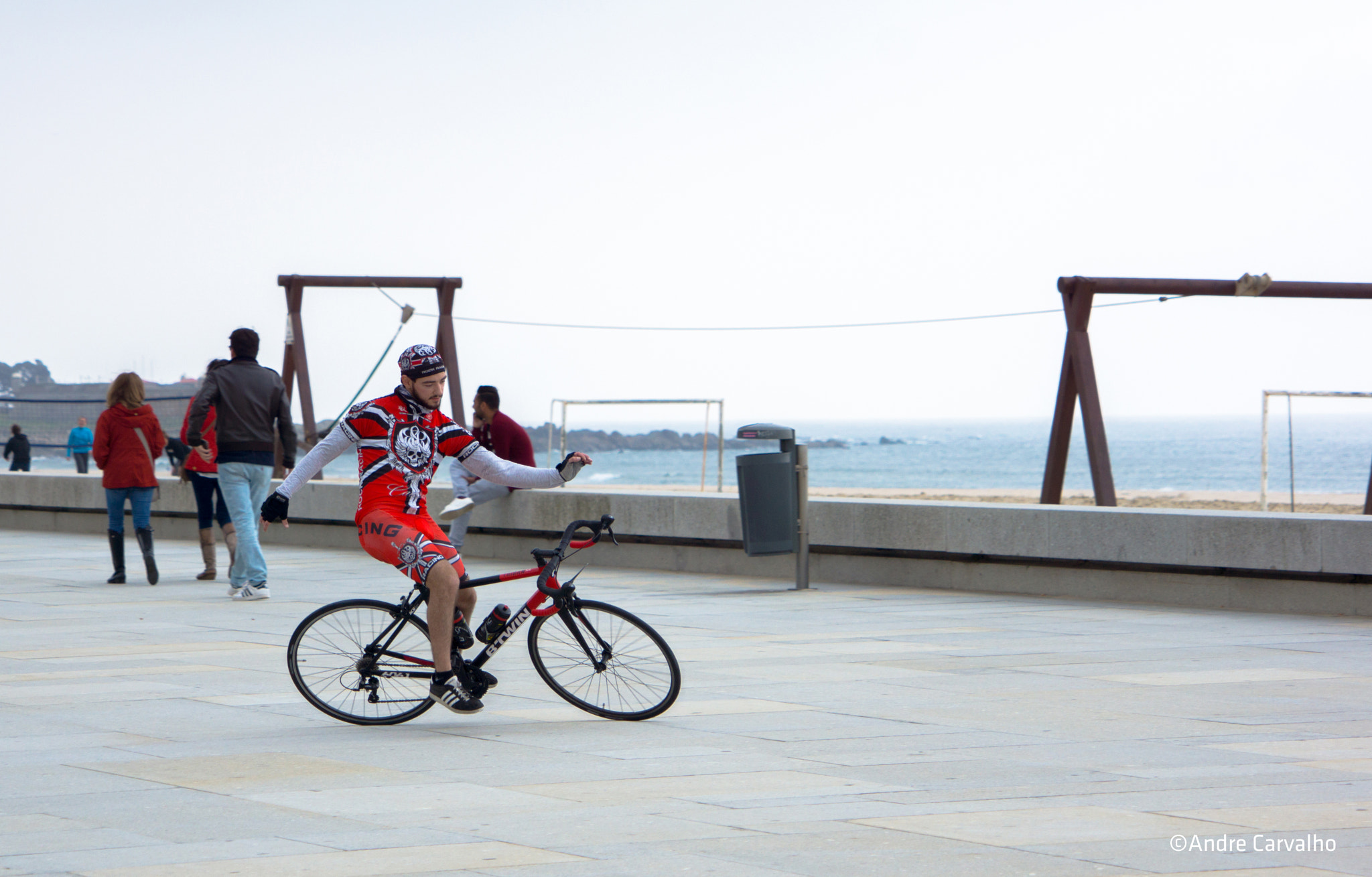 24-240mm F3.5-6.3 OSS sample photo. Bicycle without hands photography