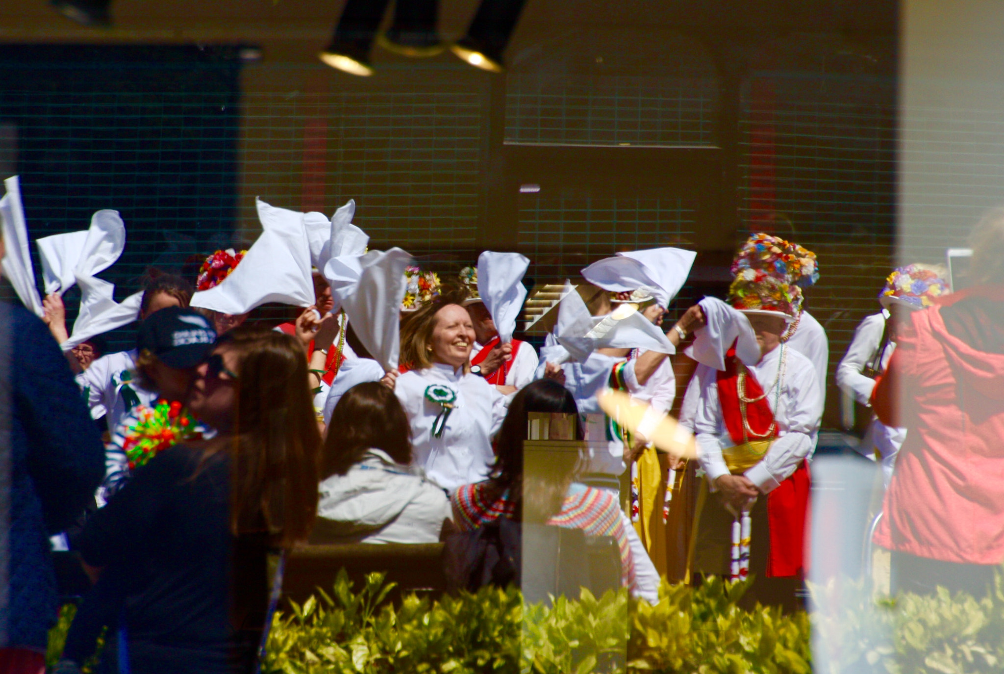 Canon EOS 450D (EOS Rebel XSi / EOS Kiss X2) sample photo. Reflections of morris dancing, henley-on-thames photography