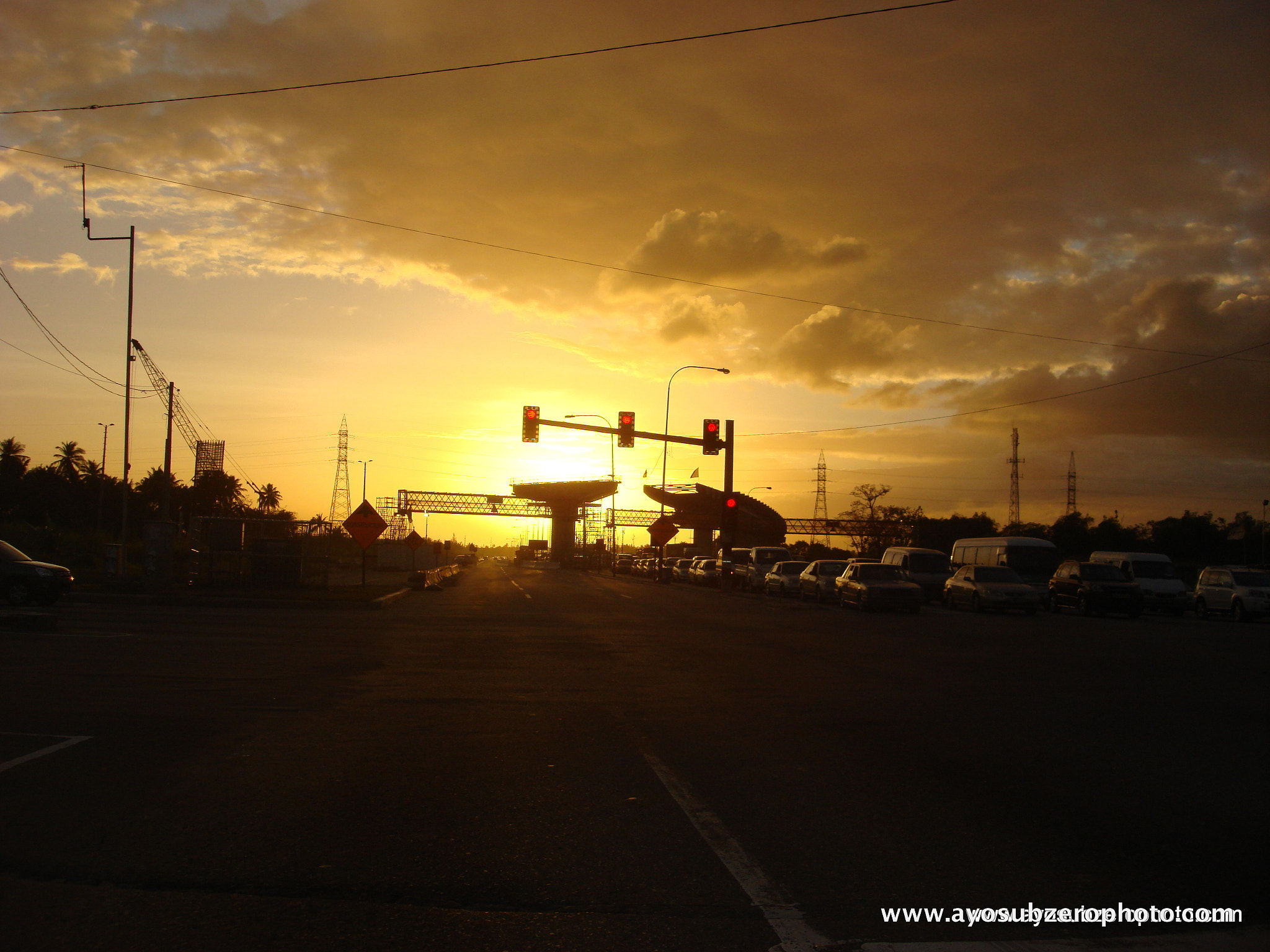 Sony DSC-N2 sample photo. I took this photo back in 2007 when they were building the south flyover. photography