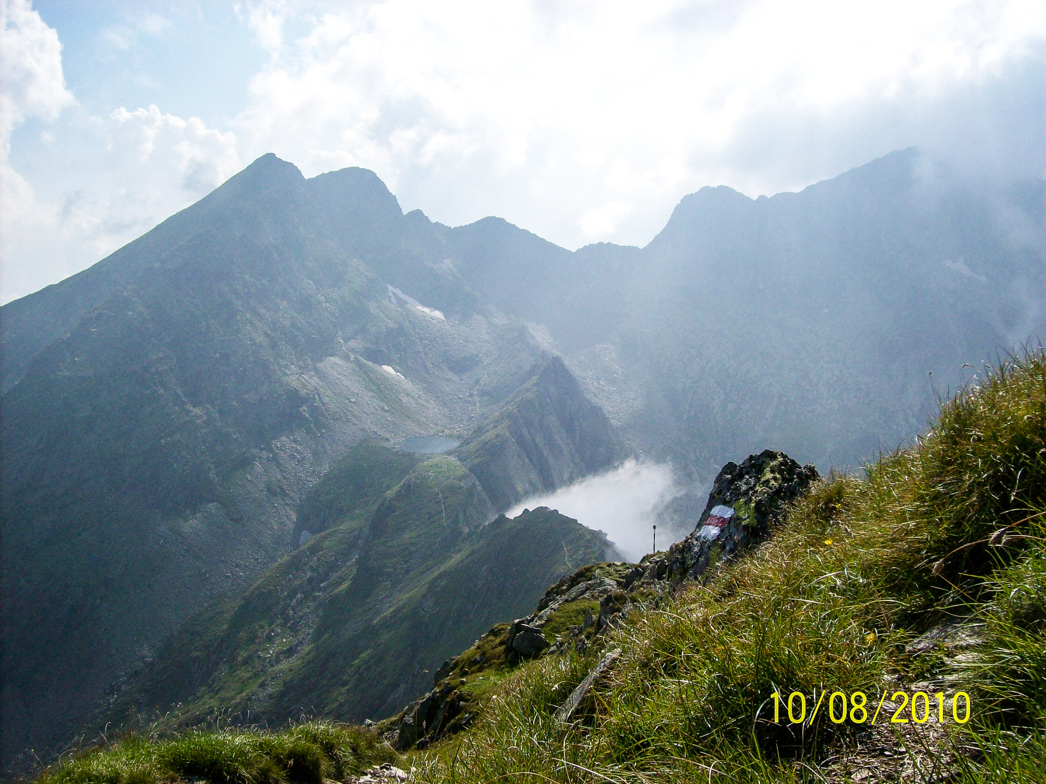 Kodak EASYSHARE C613 ZOOM DIGITAL CAMERA sample photo. Fagaras photography