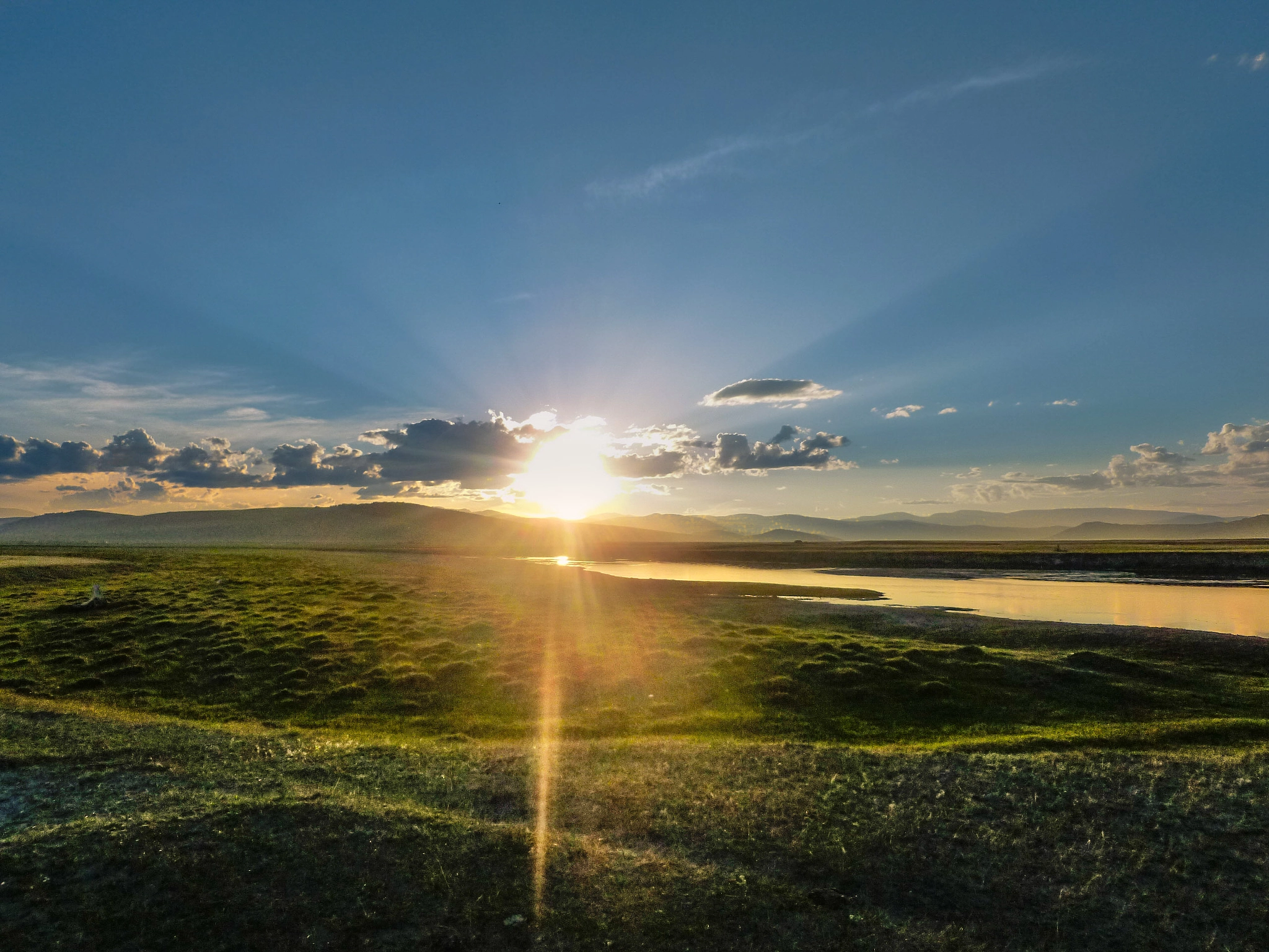 Panasonic Lumix DMC-FH25 (Lumix DMC-FS35) sample photo. Sunrise in mongolia photography