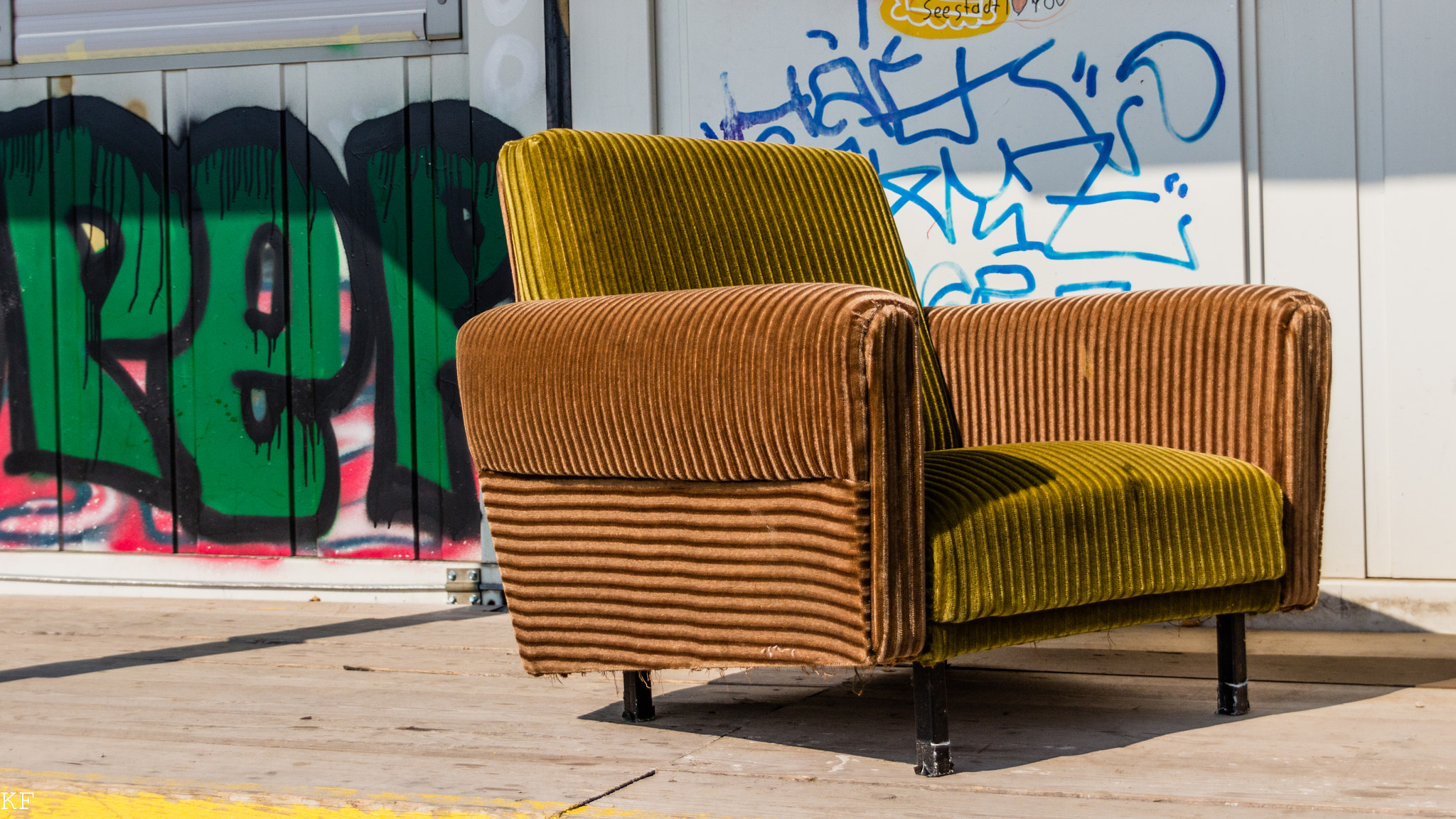 Sigma 18-250mm F3.5-6.3 DC OS HSM sample photo. Chair photography