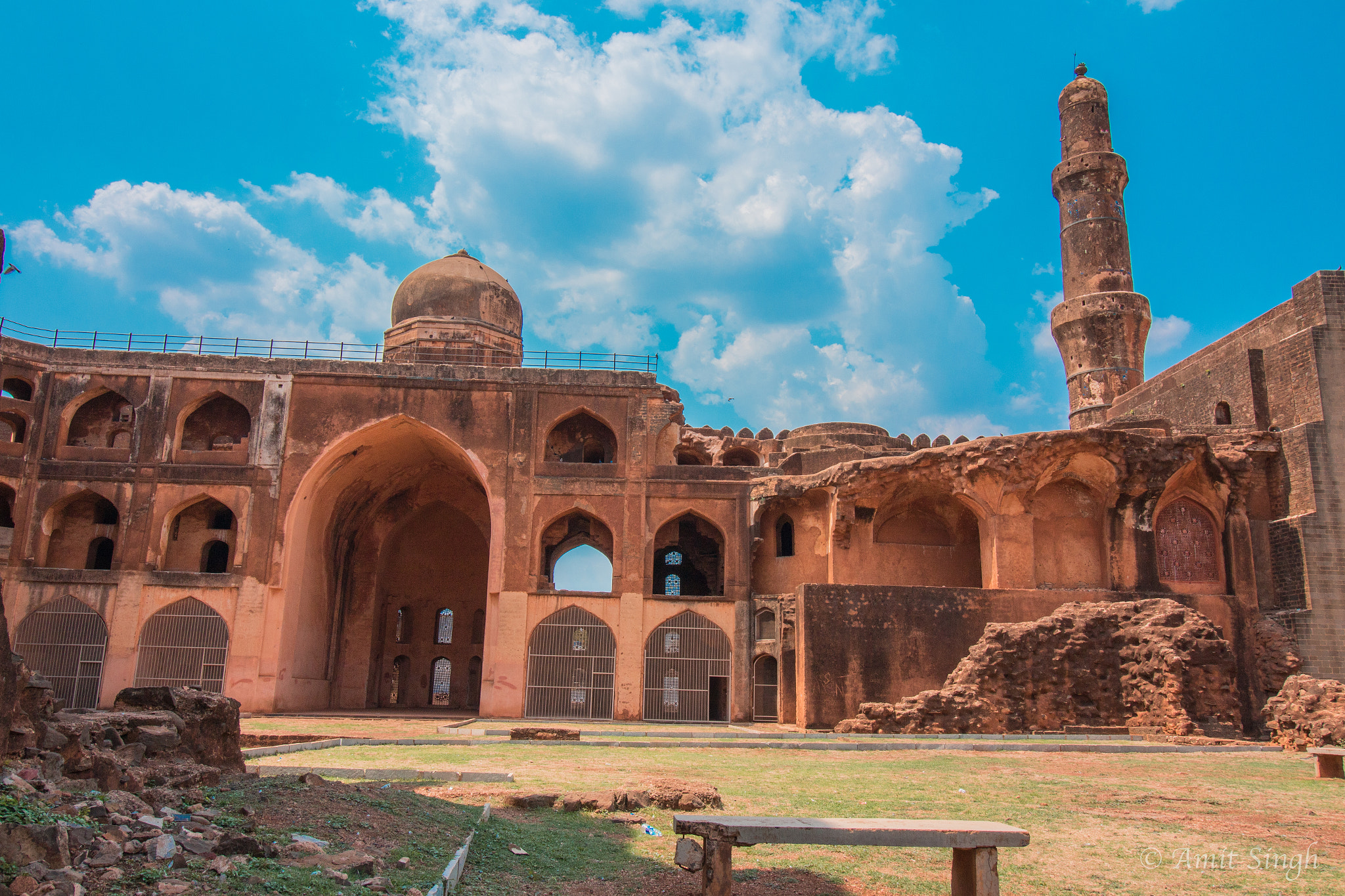 Canon EF-S 10-18mm F4.5–5.6 IS STM sample photo. Mahamud gawan madrasa.jpg photography