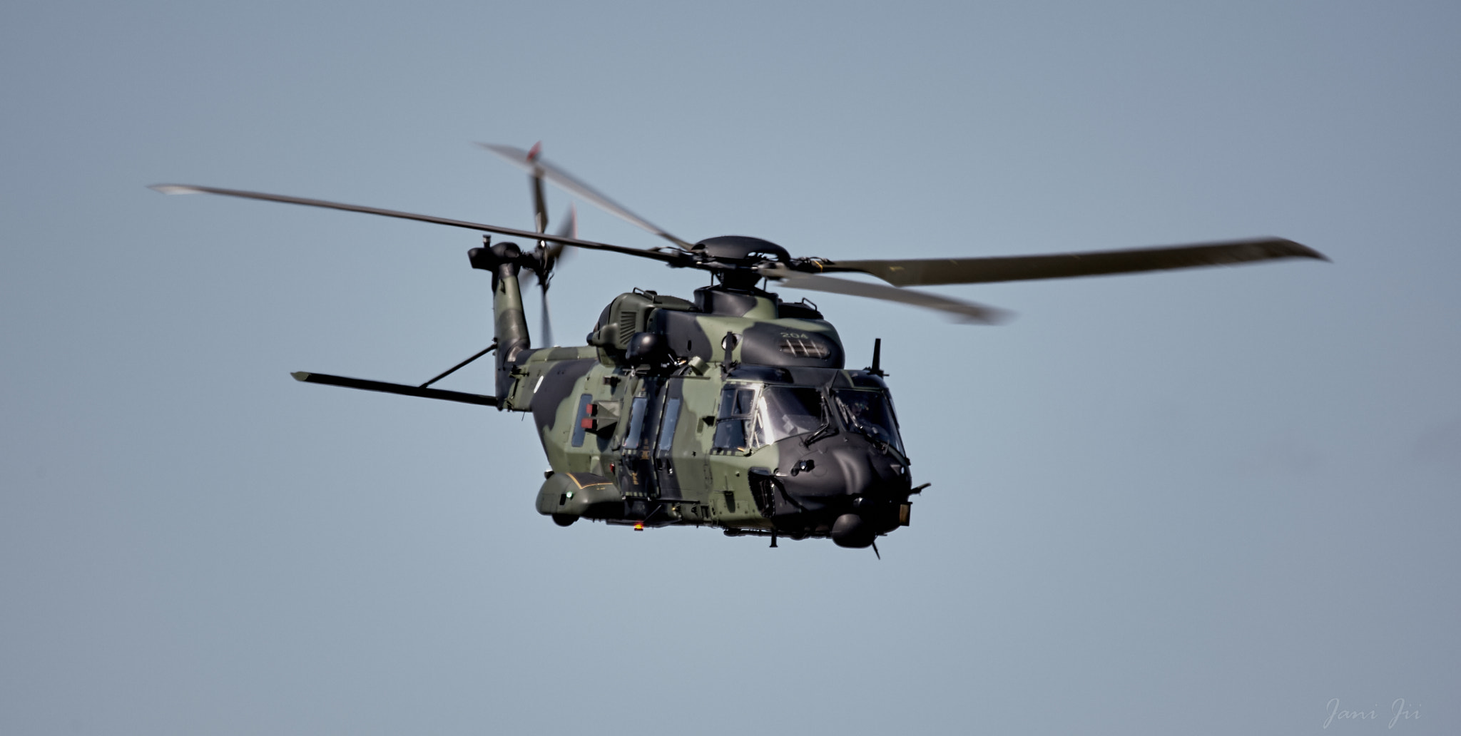 Canon EOS-1D Mark III + 150-600mm F5-6.3 DG OS HSM | Contemporary 015 sample photo. Nh90 approaching with full speed photography