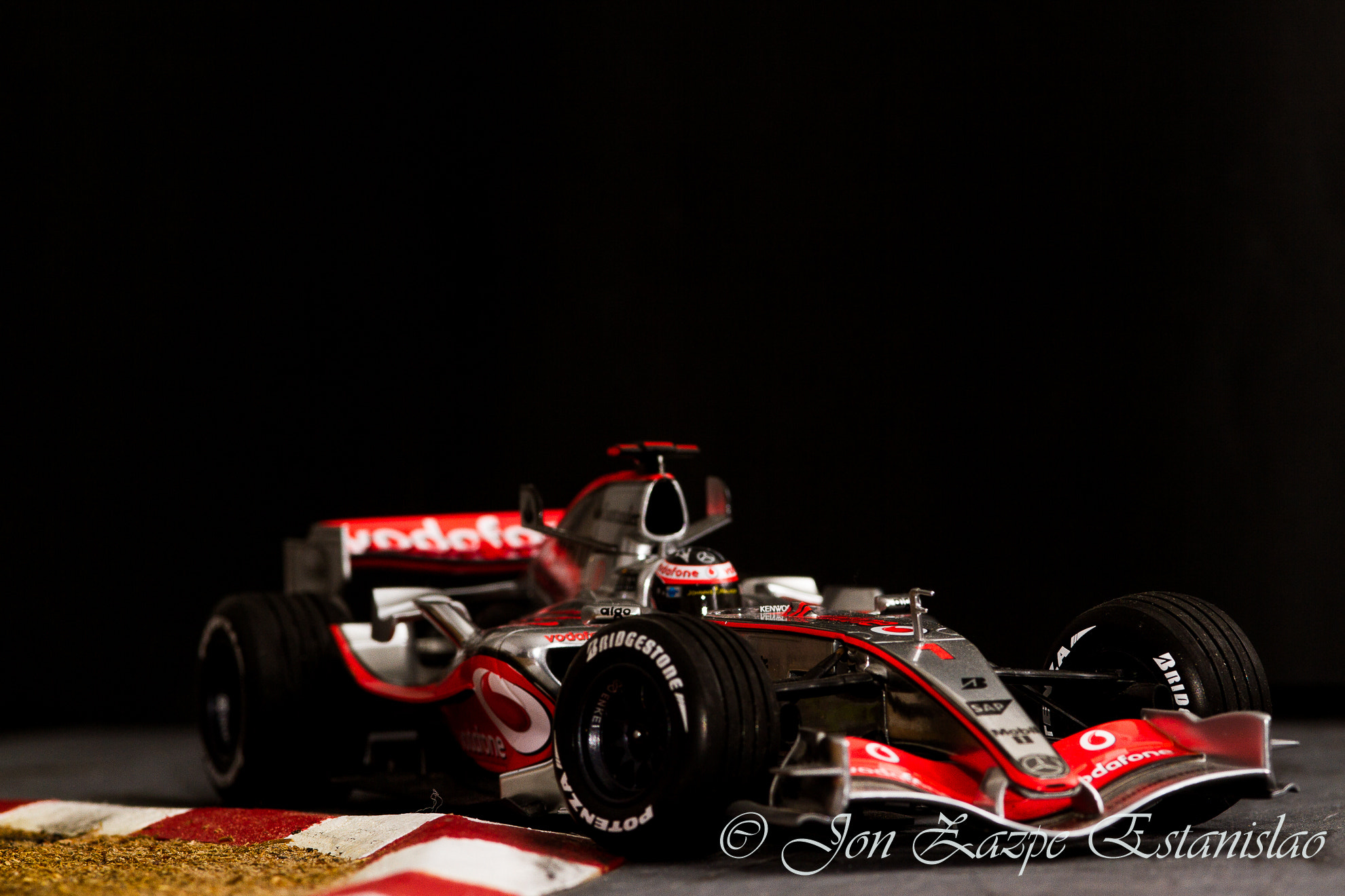 Canon EOS 7D + Sigma 105mm F2.8 EX DG Macro sample photo. Mini racing photography