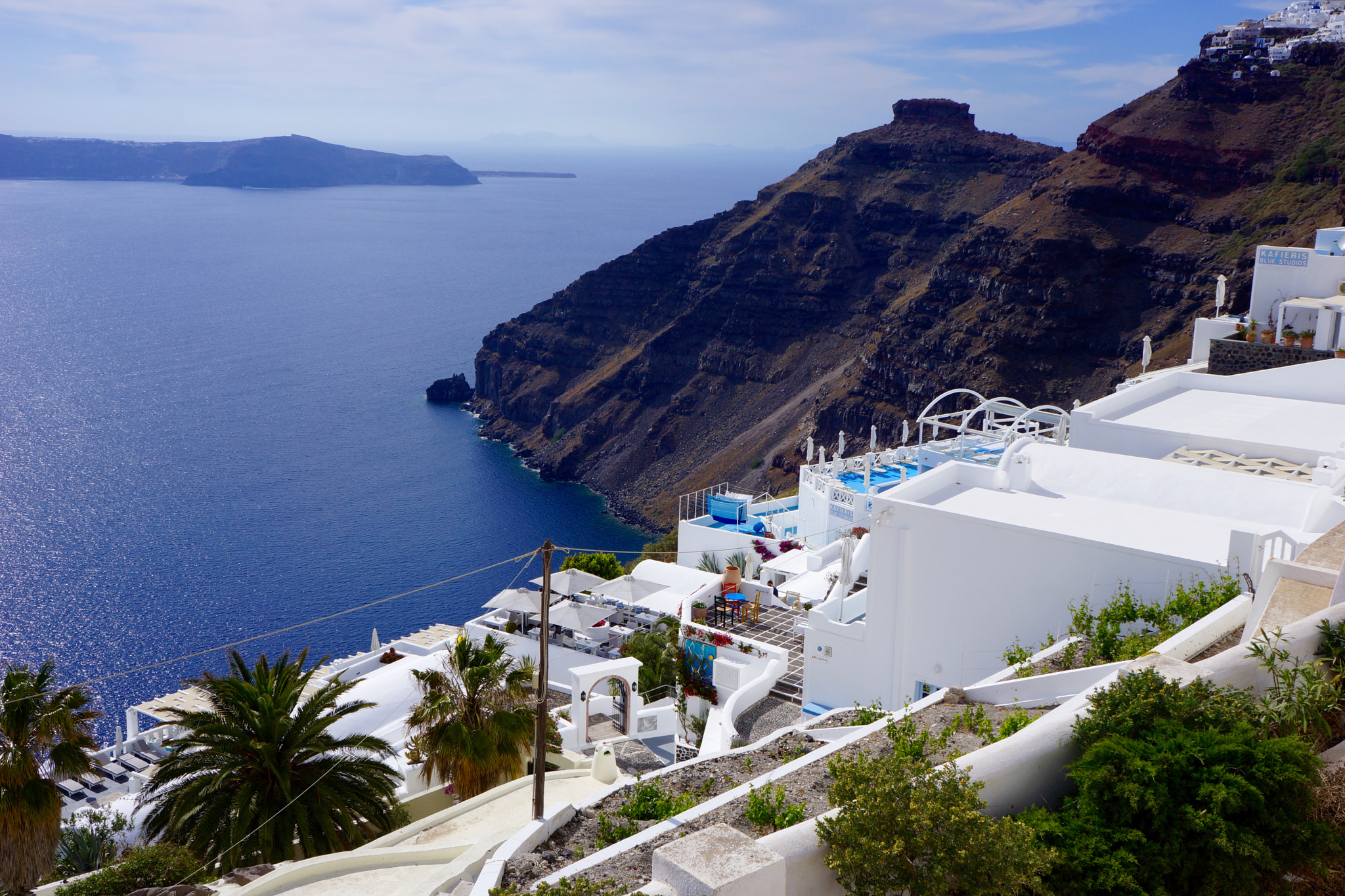 Sony Alpha NEX-7 + Tamron 18-200mm F3.5-6.3 Di III VC sample photo. Beautiful port town of santorini, greece photography