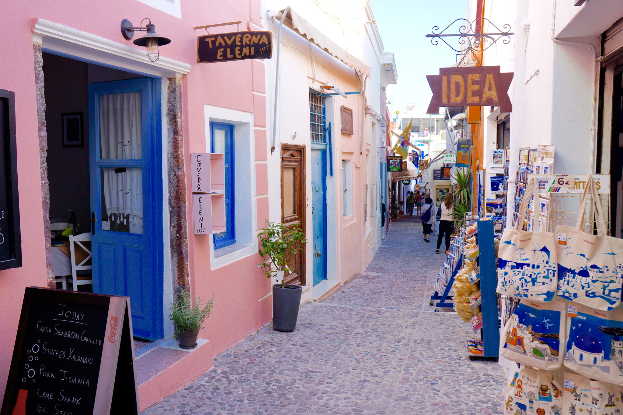 Sony Alpha NEX-7 + Tamron 18-200mm F3.5-6.3 Di III VC sample photo. Beautiful port town of santorini, greece photography