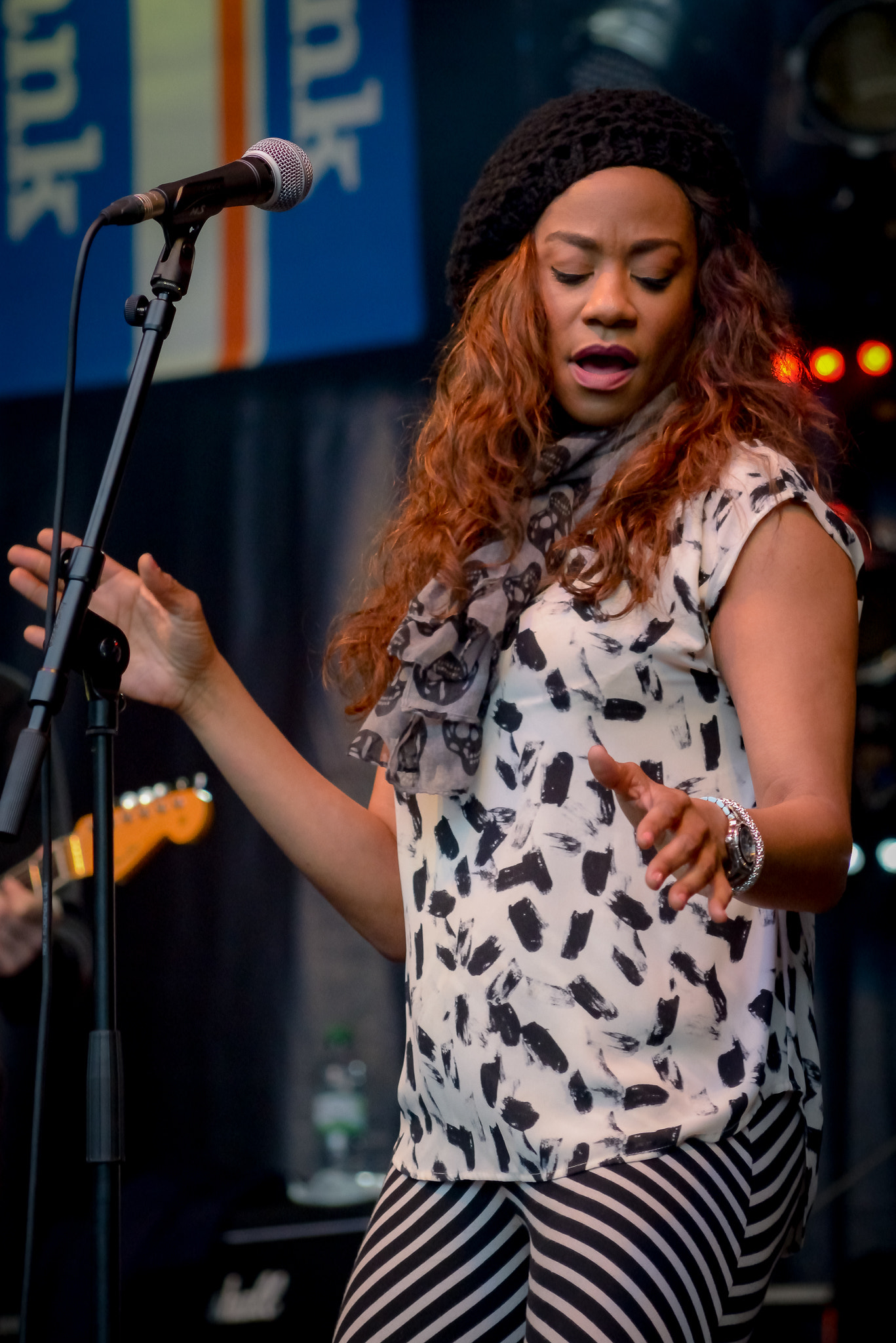 Nikon D800 + AF Nikkor 70-210mm f/4-5.6 sample photo. Tasha taylor from the blues caravan photography