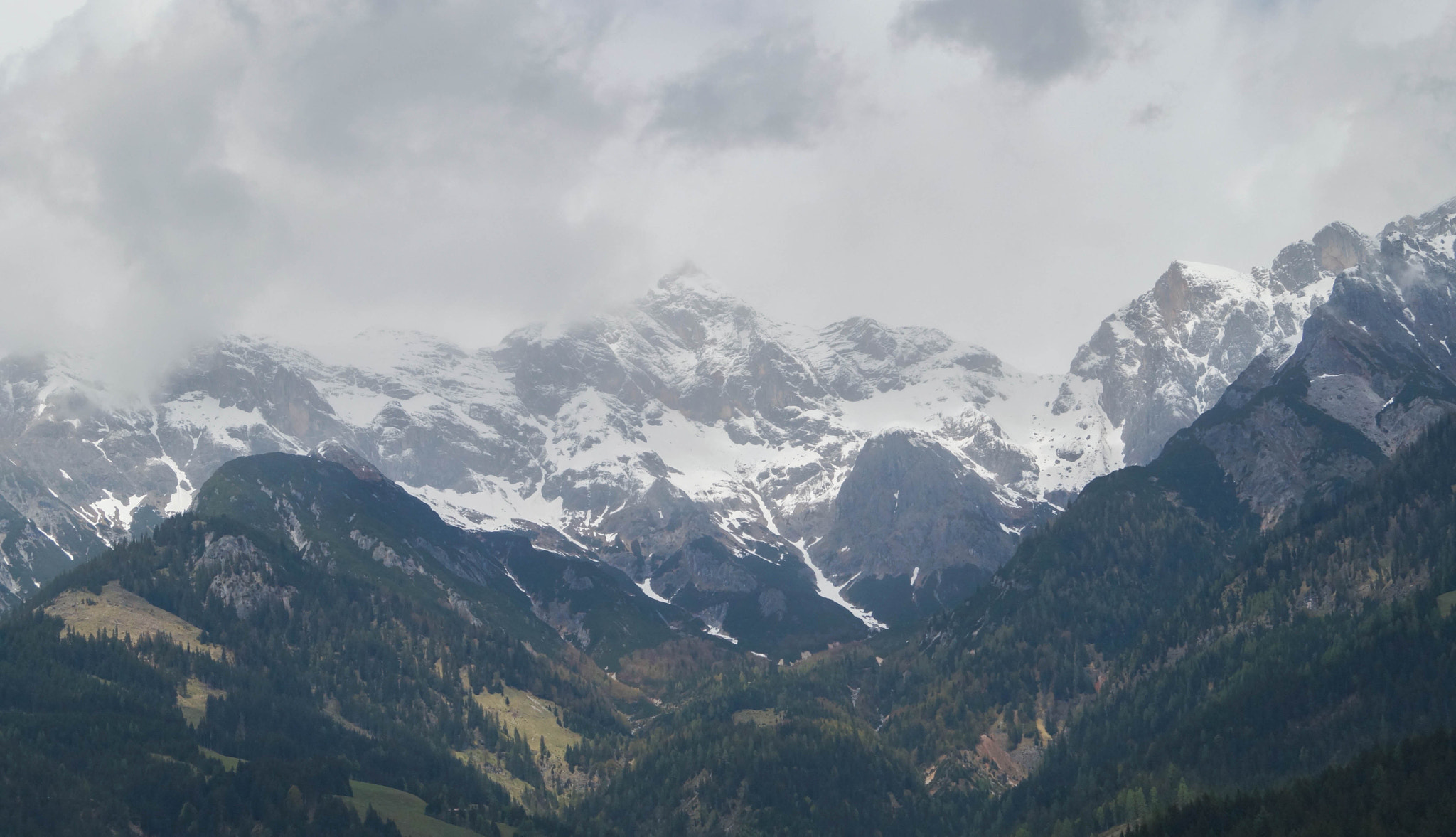 Sony DT 18-55mm F3.5-5.6 SAM II sample photo. Dark mountain photography