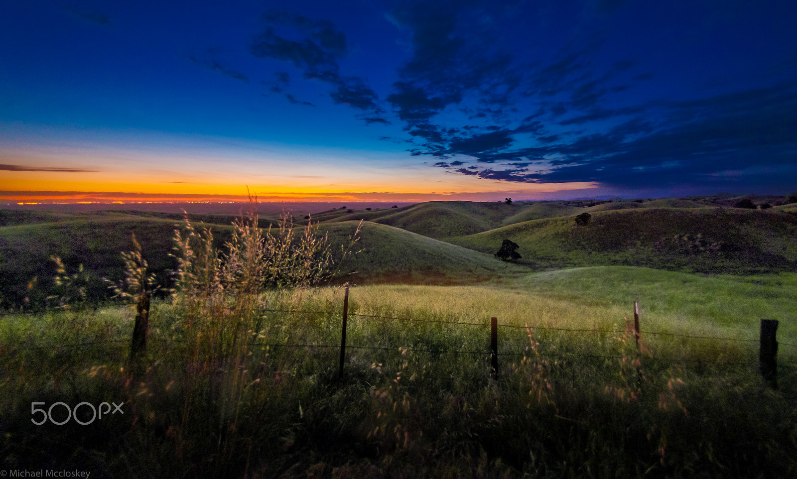 Nikon D610 + Nikon AF Fisheye-Nikkor 16mm F2.8D sample photo. Sierra blue hour photography