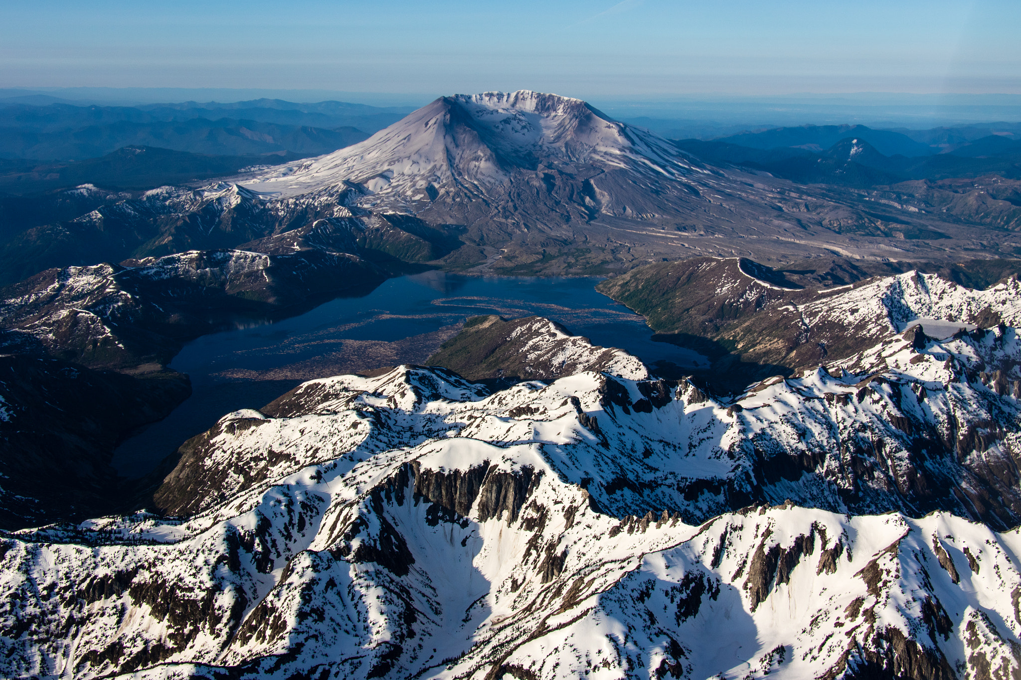 Canon EF-S 18-135mm F3.5-5.6 IS STM sample photo. Mt. st. helens and spirit lake photography