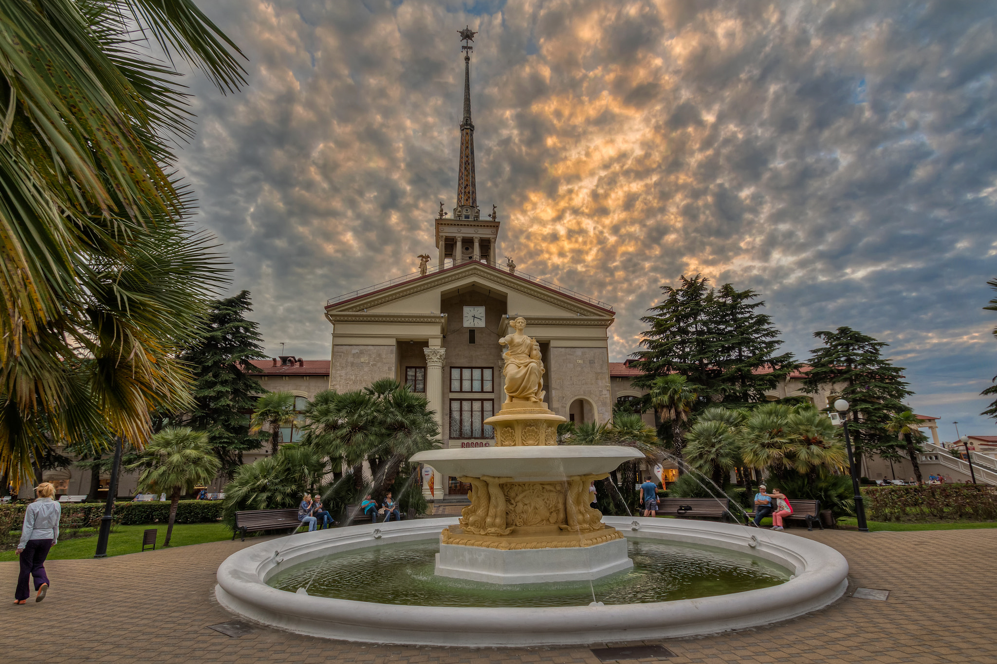 Sigma 10-20mm F3.5 EX DC HSM sample photo. The goddess of navigation photography