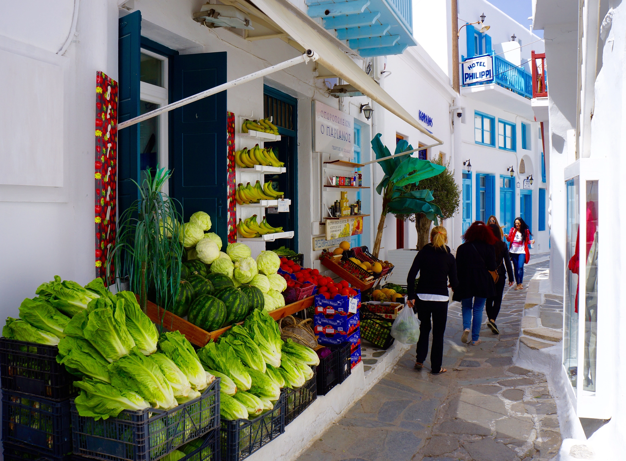 Sony Alpha NEX-7 + Tamron 18-200mm F3.5-6.3 Di III VC sample photo. Mykonos, greece photography