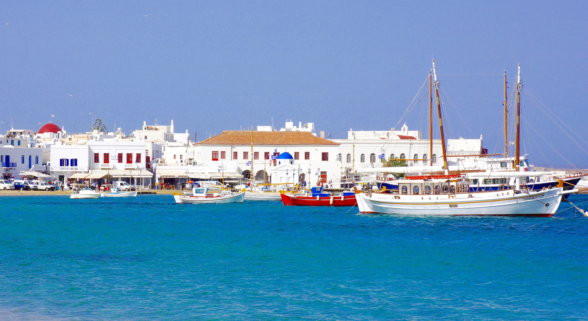 Tamron 18-200mm F3.5-6.3 Di III VC sample photo. Mykonos, greece photography