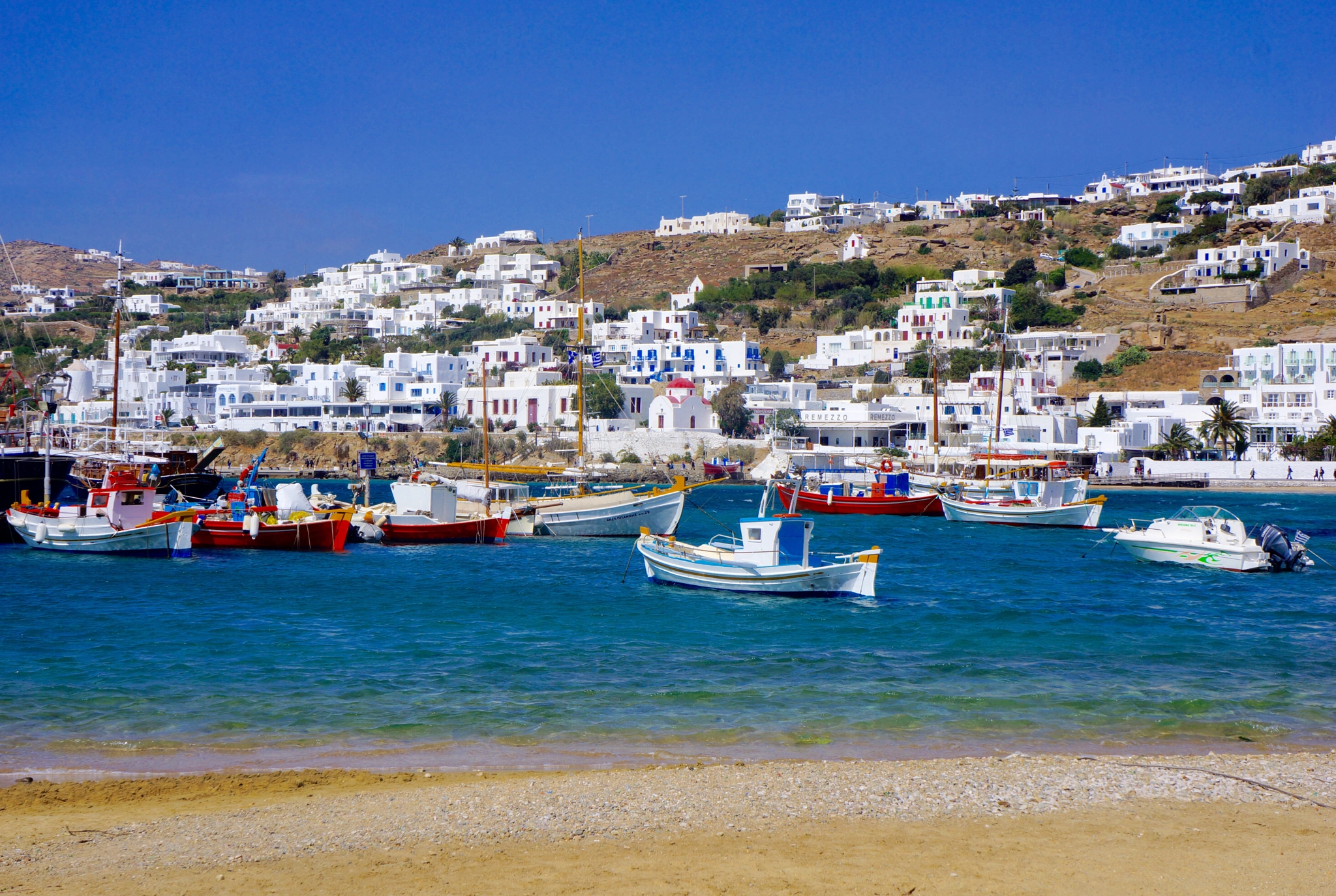 Sony Alpha NEX-7 + Tamron 18-200mm F3.5-6.3 Di III VC sample photo. Mykonos, greece photography