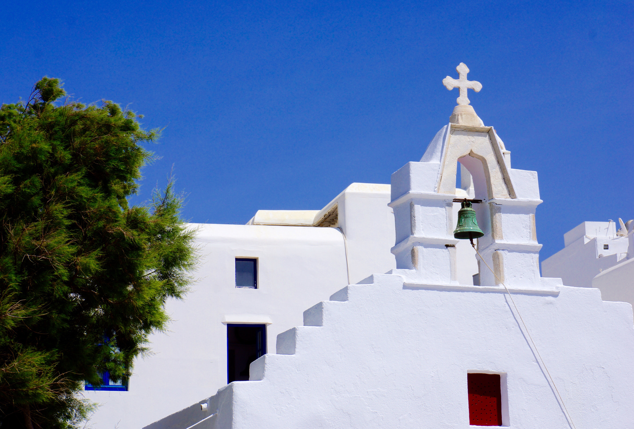 Sony E 18-55mm F3.5-5.6 OSS sample photo. Mykonos, greece photography