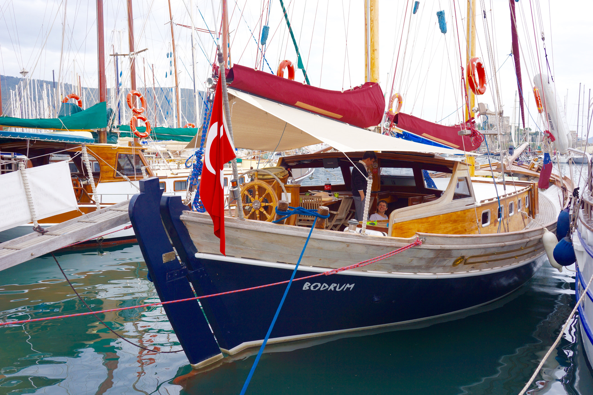 Sony Alpha NEX-7 + Tamron 18-200mm F3.5-6.3 Di III VC sample photo. Ships in the bodrum marina photography