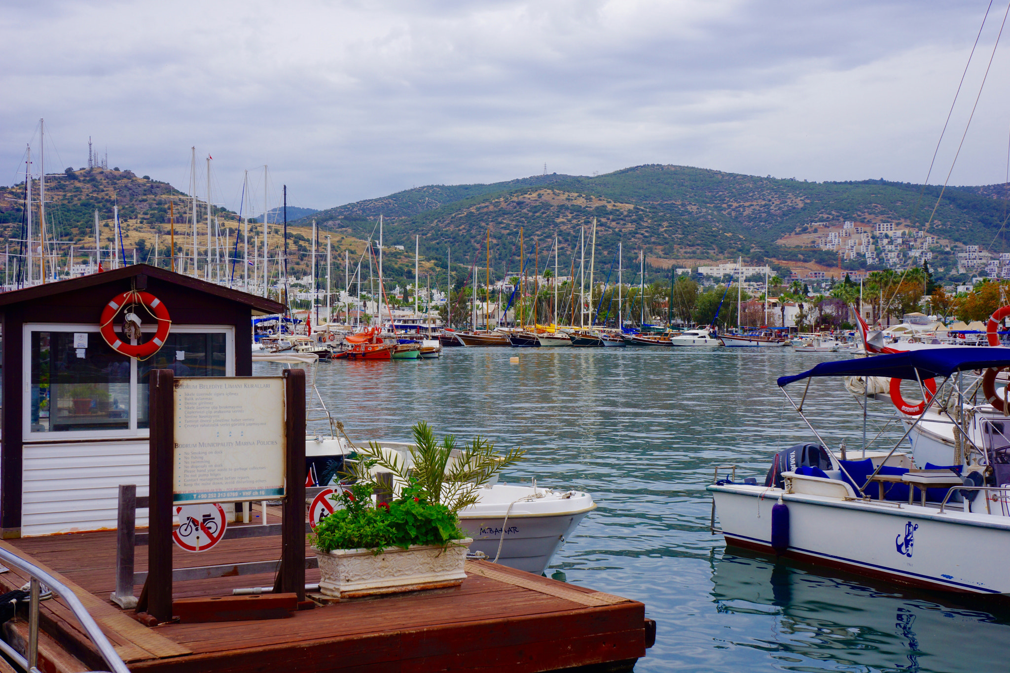 Sony Alpha NEX-7 + Tamron 18-200mm F3.5-6.3 Di III VC sample photo. Ships in the bodrum marina photography