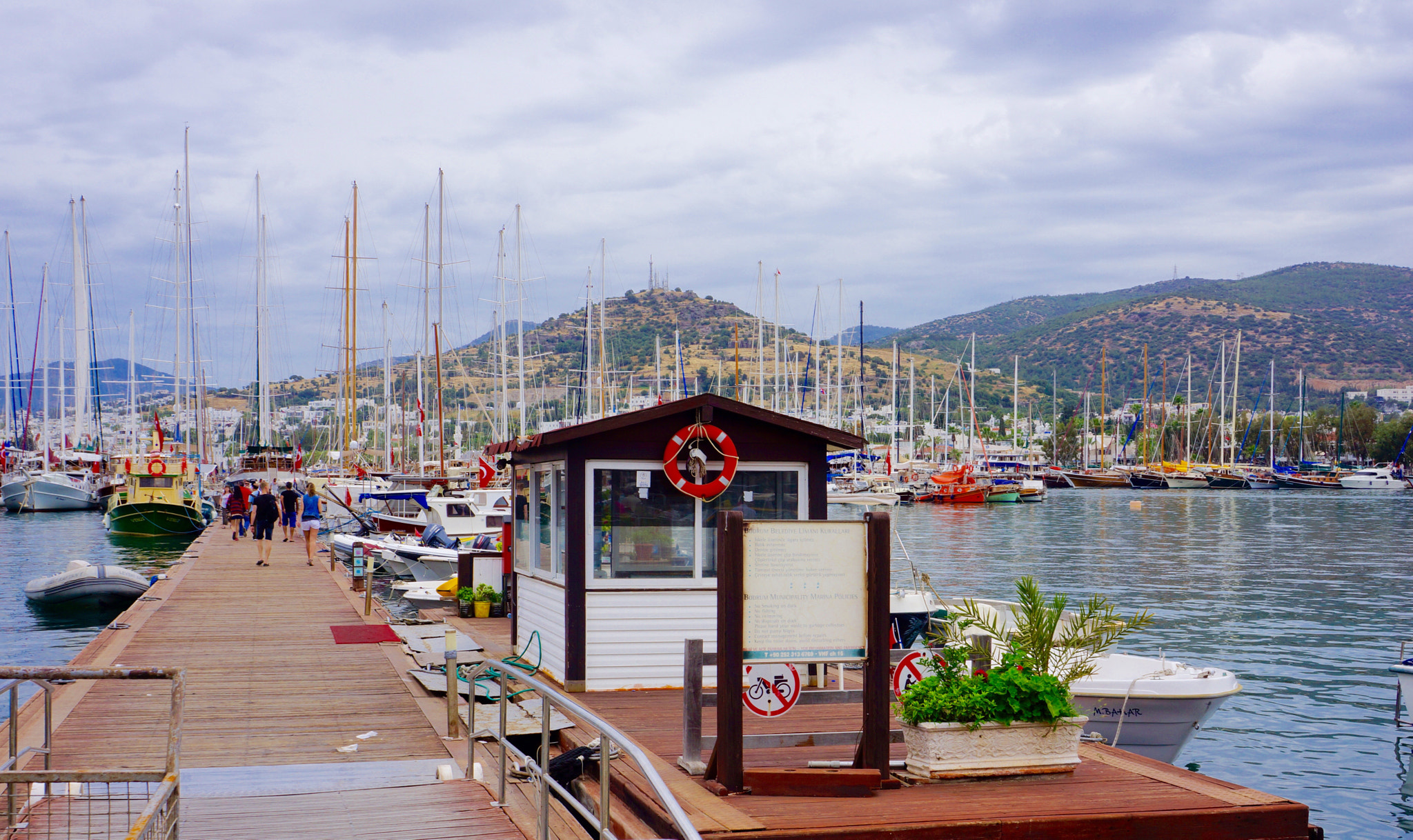 Tamron 18-200mm F3.5-6.3 Di III VC sample photo. Ships in the bodrum marina photography