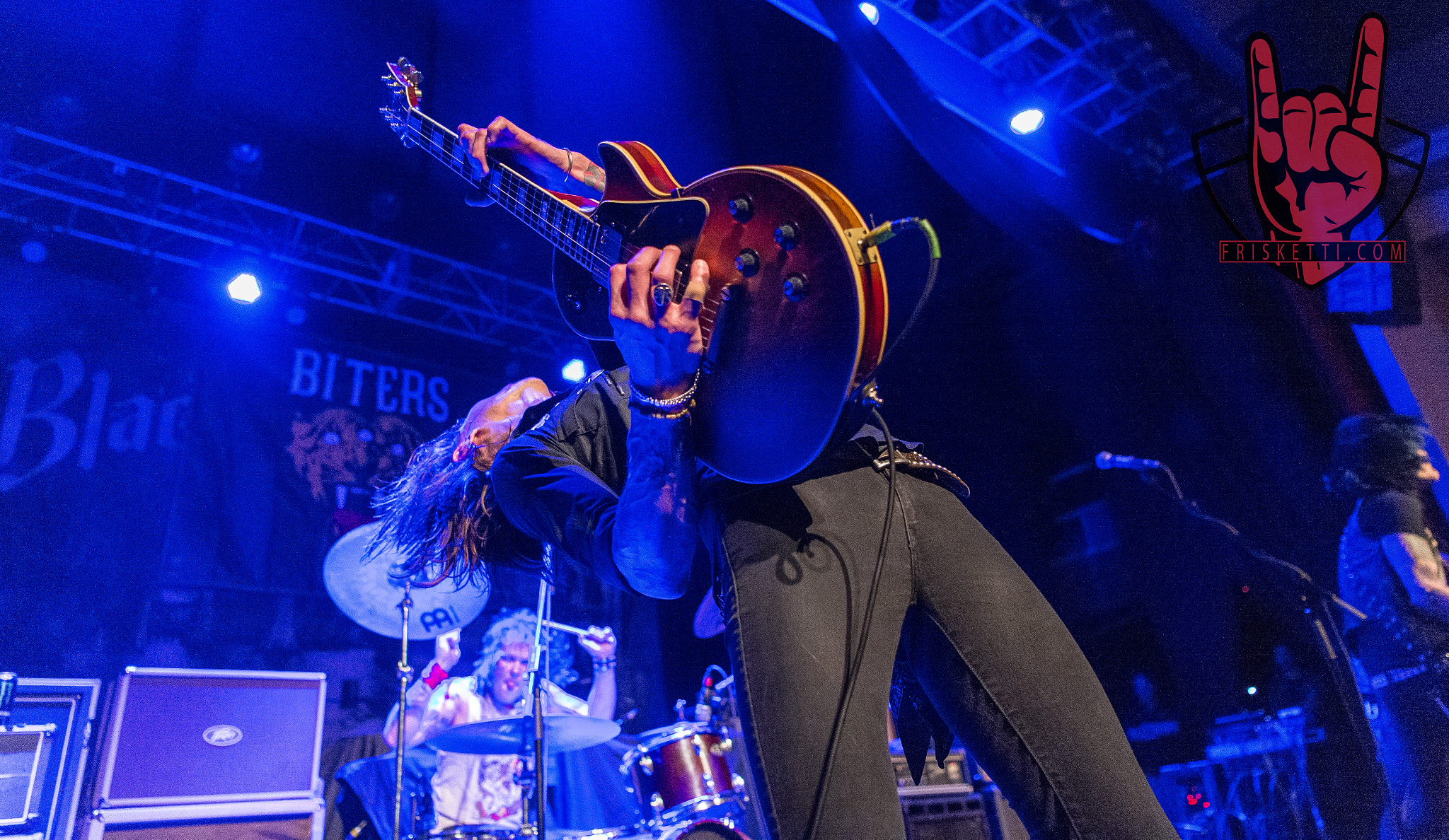 Nikon AF-S Nikkor 24-70mm F2.8E ED VR sample photo. Matt gabs of biters at sherman theater in stroudsburg pa. photography