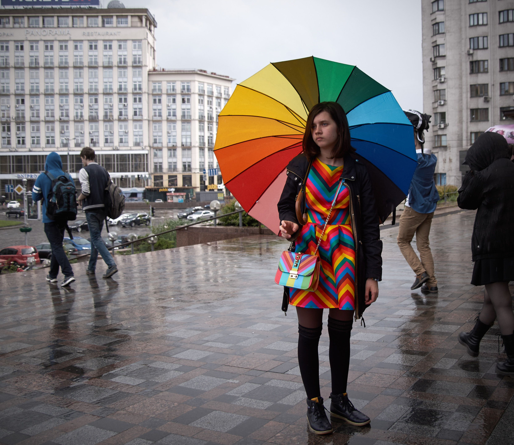 Sony SLT-A37 sample photo. Rainbow girl waiting photography