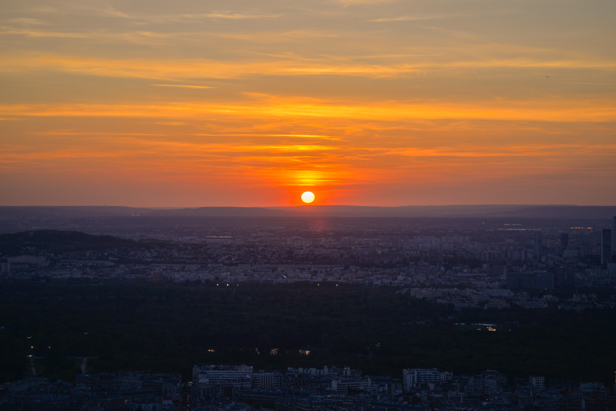 AF Zoom-Nikkor 28-85mm f/3.5-4.5 sample photo. Sight from summit eiffel tower photography