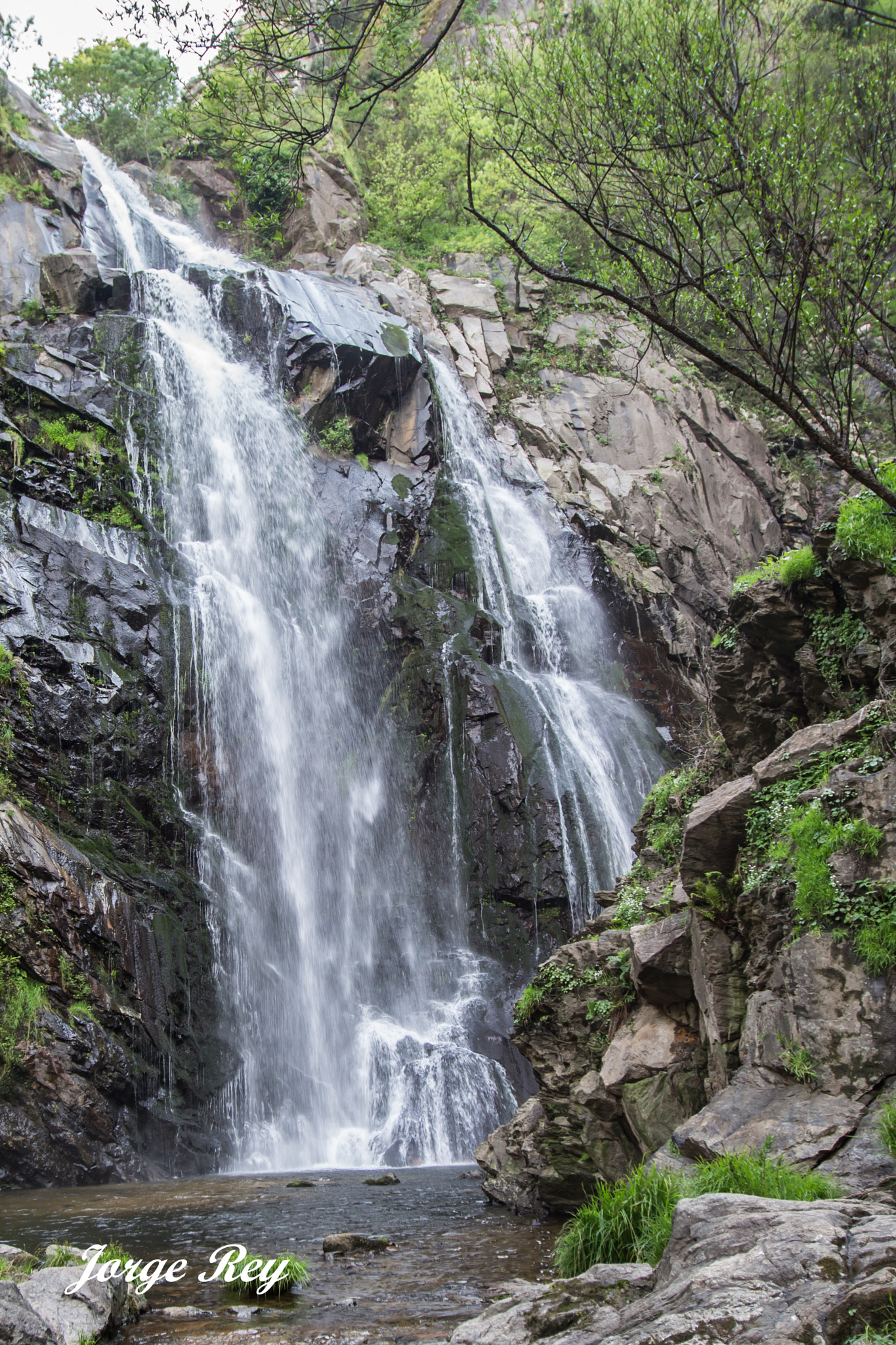 Canon EF 16-35mm F2.8L II USM sample photo. Waterfall photography