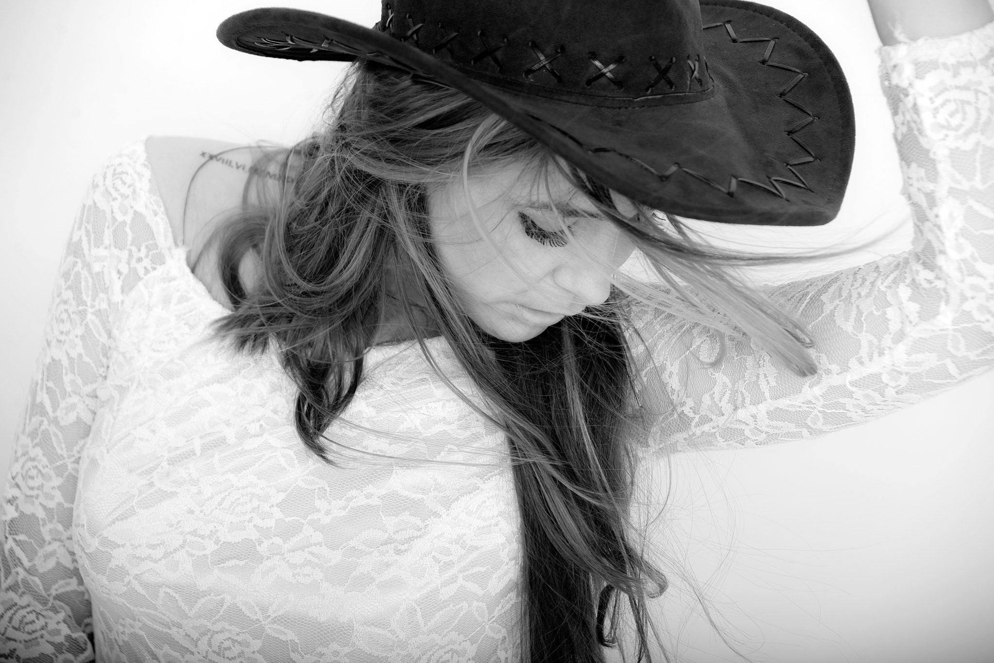 Nikon D600 sample photo. Brunette hair flying photography