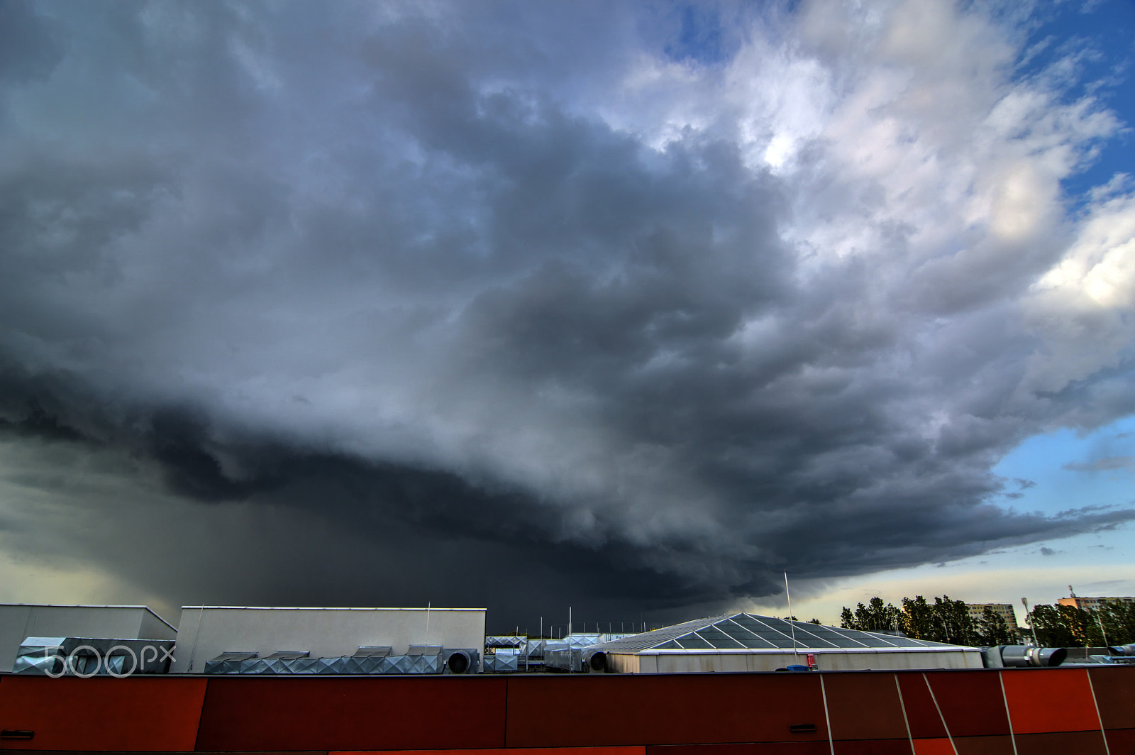 Nikon D3200 + Tokina AT-X Pro 12-24mm F4 (IF) DX sample photo. Severe weather photography