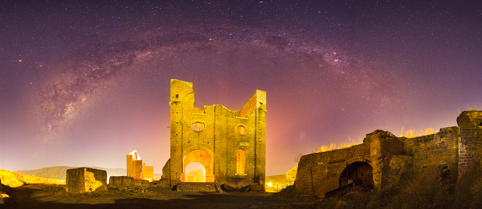 Tokina AT-X Pro 12-24mm F4 (IF) DX sample photo. Milky way over lithgow ruins photography