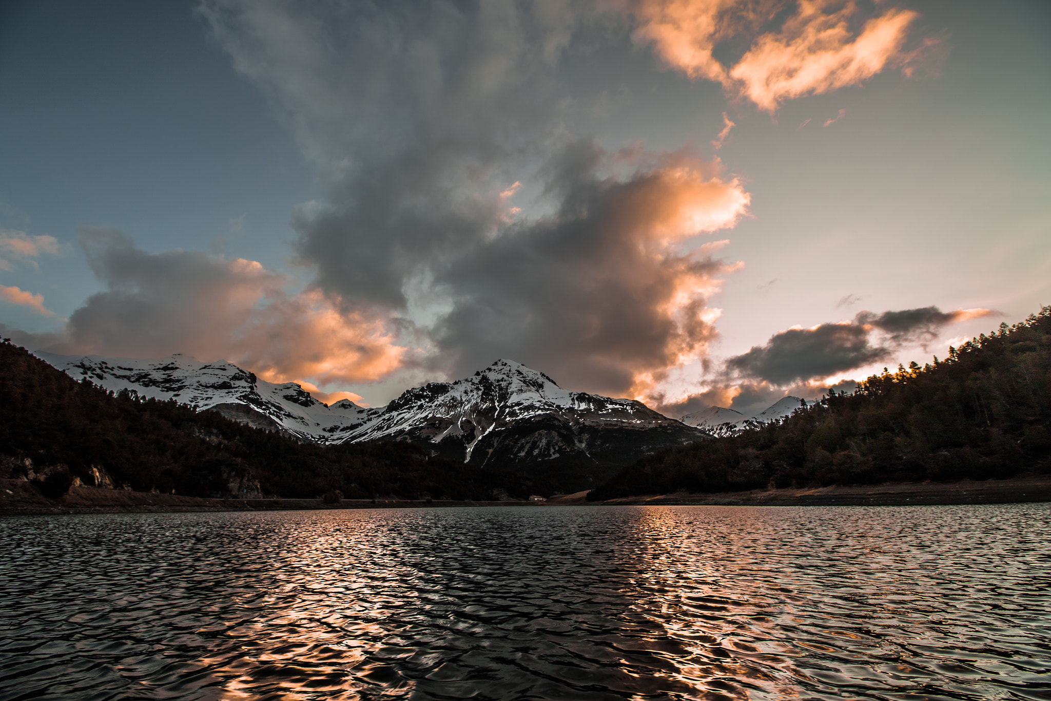Canon EF-S 10-18mm F4.5–5.6 IS STM sample photo. Early morning photography