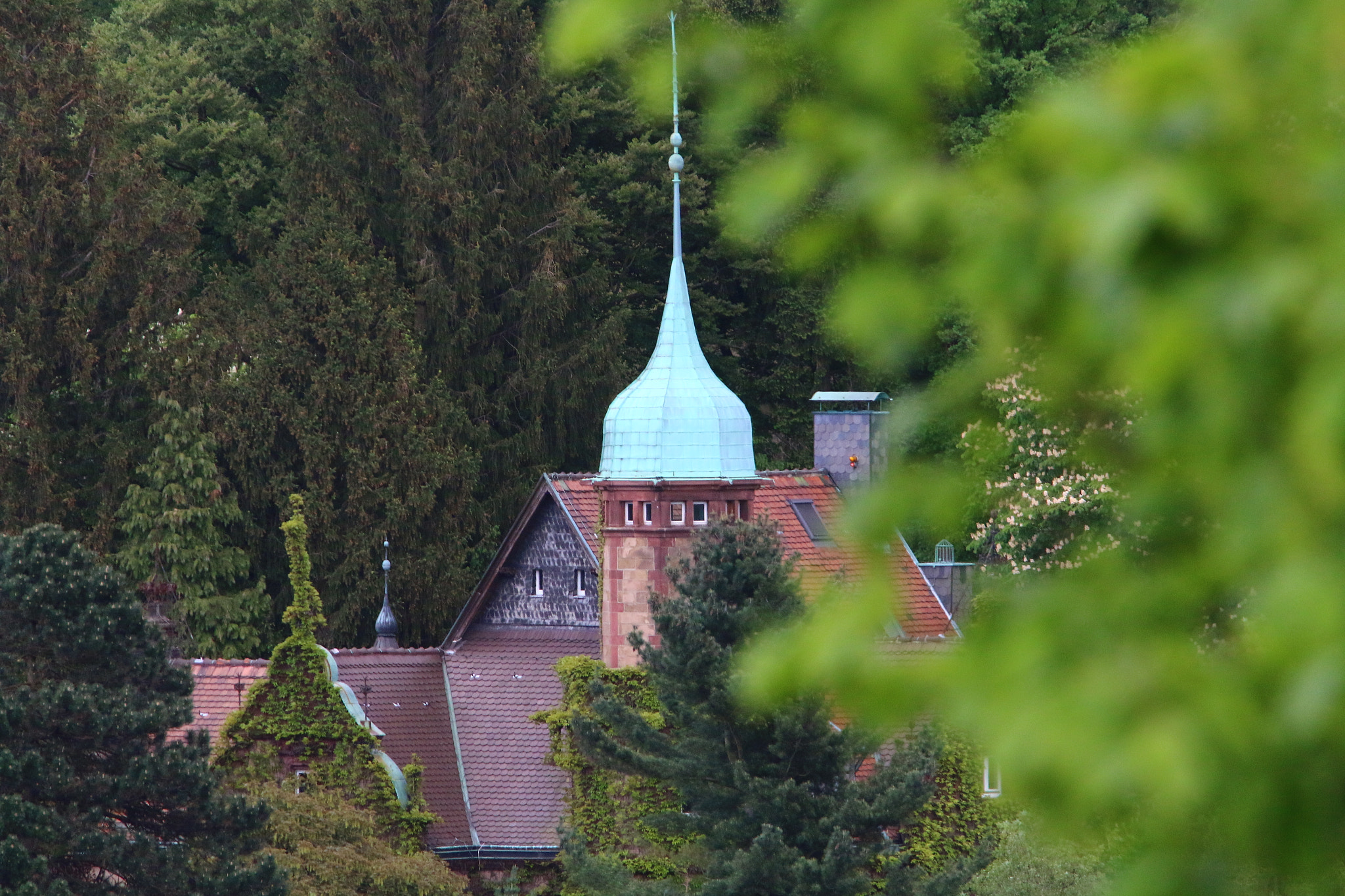 Canon EF 70-200mm F4L USM sample photo. Velbert-langenberg-balkonaussicht. photography