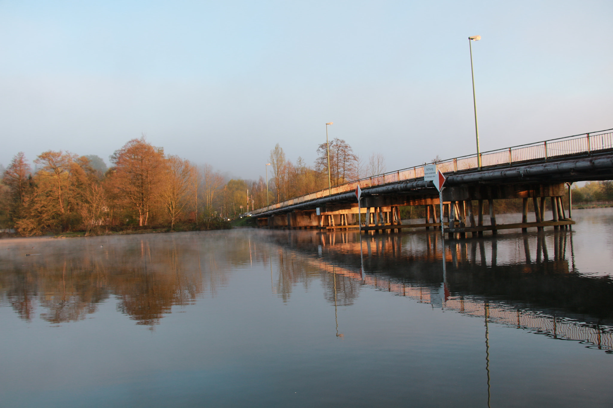 Canon EOS 650D (EOS Rebel T4i / EOS Kiss X6i) + Canon EF-S 18-135mm F3.5-5.6 IS STM sample photo. Kampmannbrücke, essen-kupferdreh ,baldeneysee photography