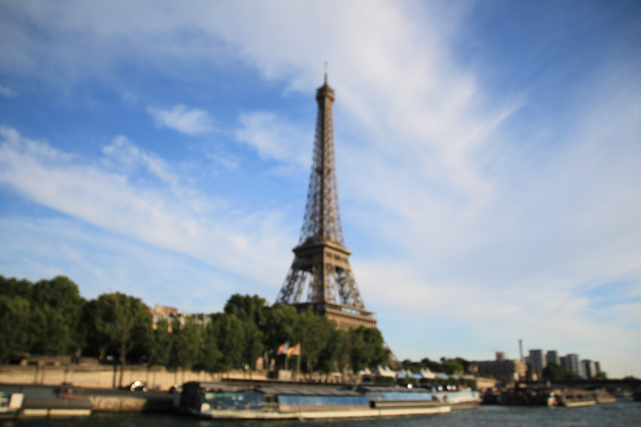 Sigma 17-70mm F2.8-4 DC Macro OS HSM sample photo. Paris 28 06 2015 photography