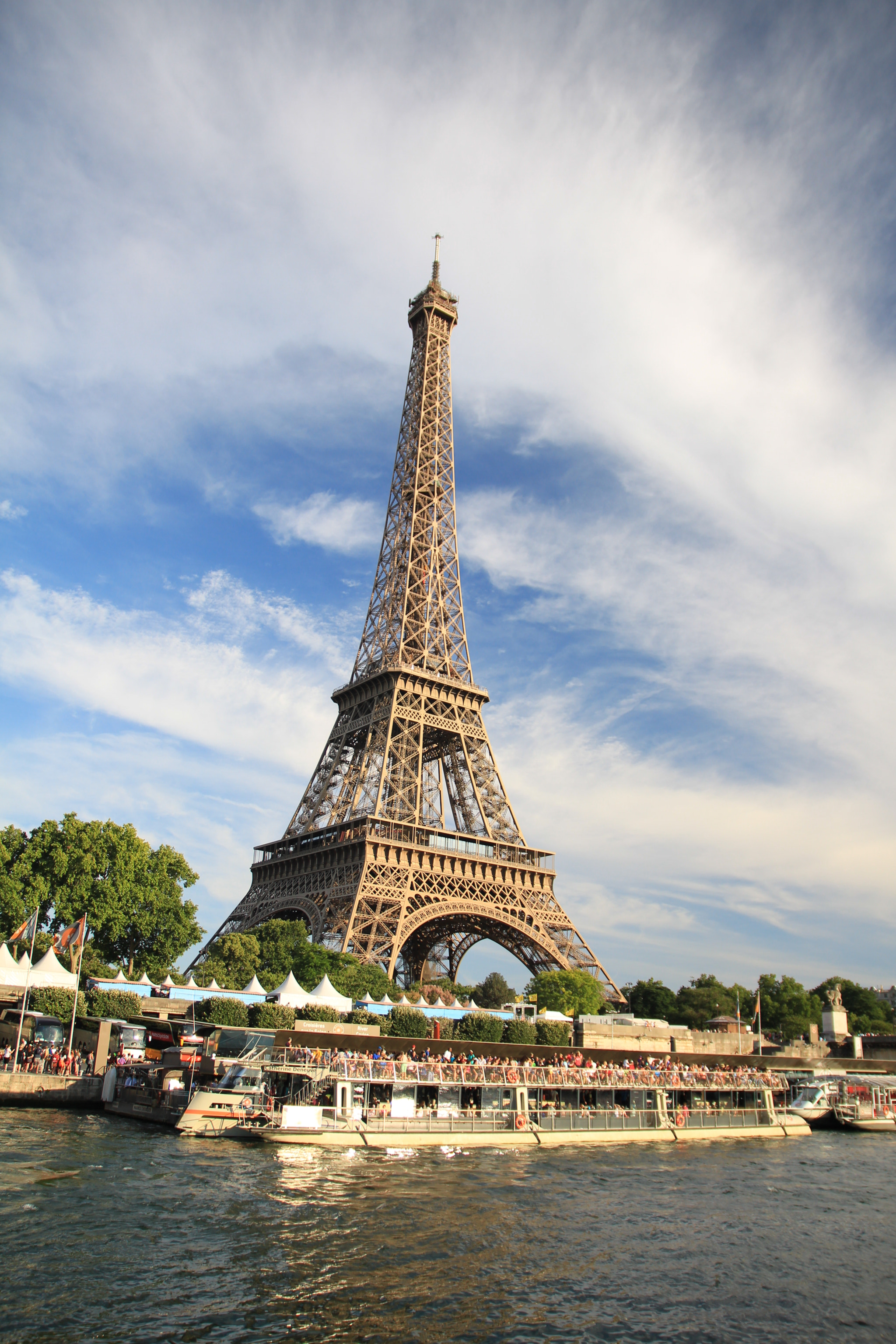 Sigma 17-70mm F2.8-4 DC Macro OS HSM sample photo. Paris 28 06 2015 photography