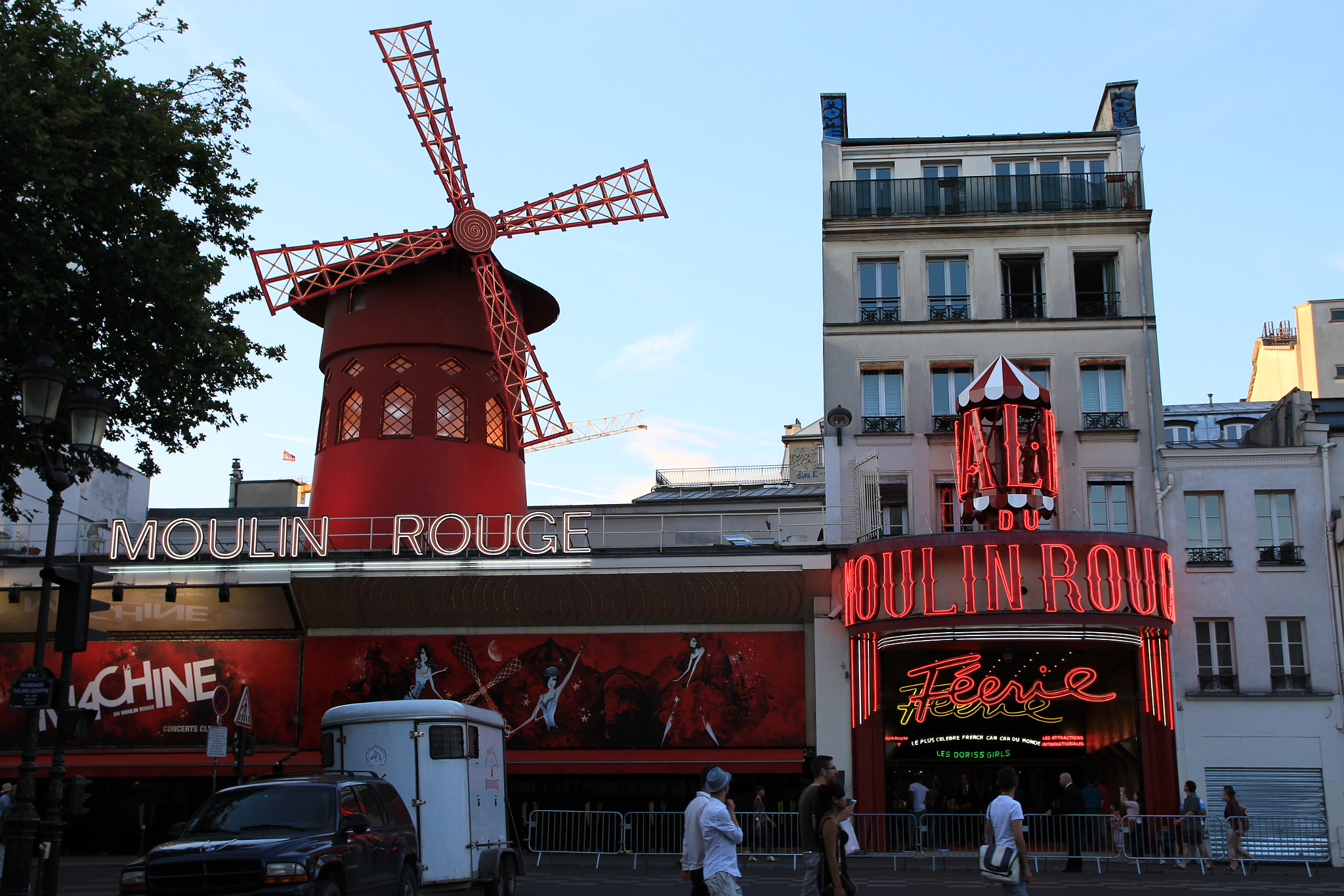 Sigma 17-70mm F2.8-4 DC Macro OS HSM sample photo. Paris 28 06 2015 photography