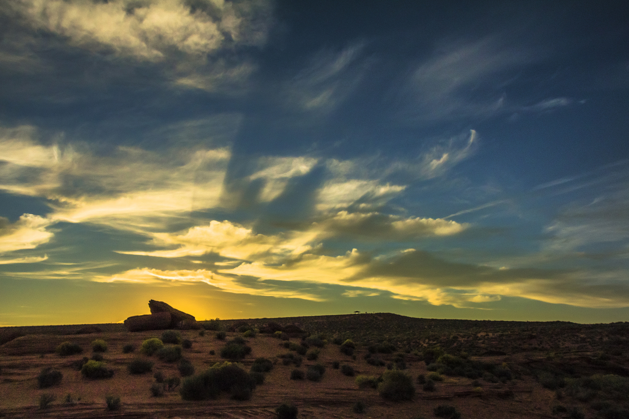 Canon EOS 650D (EOS Rebel T4i / EOS Kiss X6i) sample photo. Sunrise before horseshoe bend photography