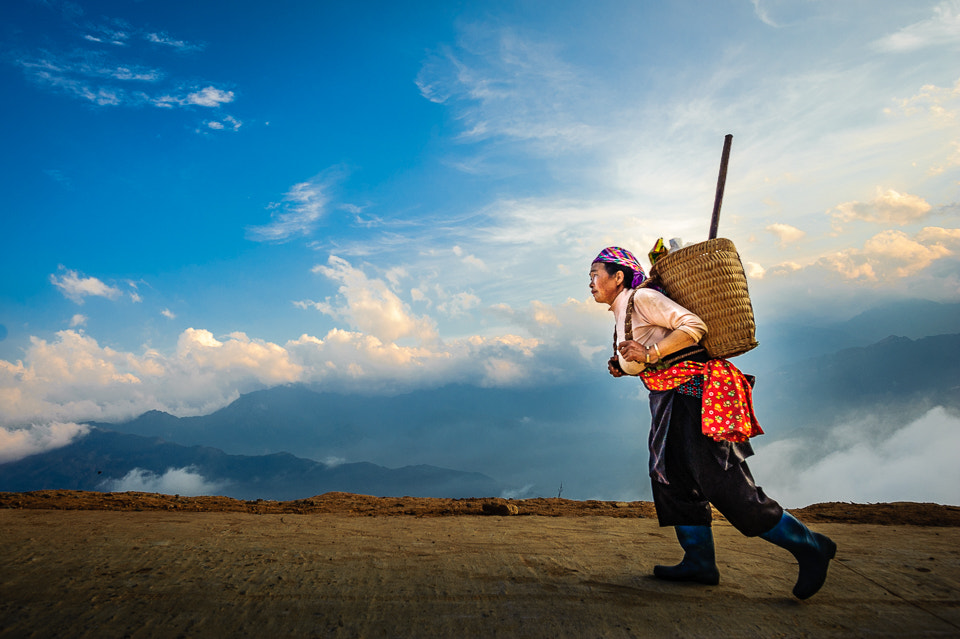 Nikon D700 + Nikon AF-S Nikkor 20mm F1.8G ED sample photo. Comin' home photography