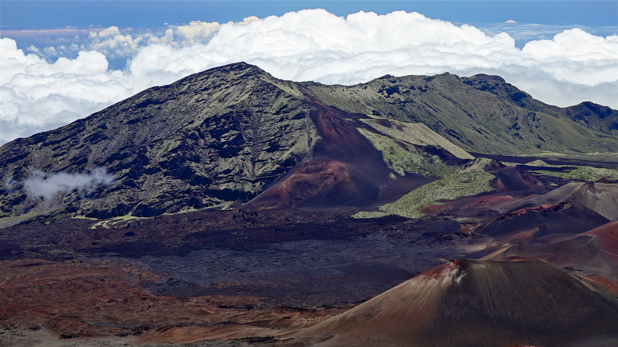 Sony E 55-210mm F4.5-6.3 OSS sample photo. The haleakala crater photography