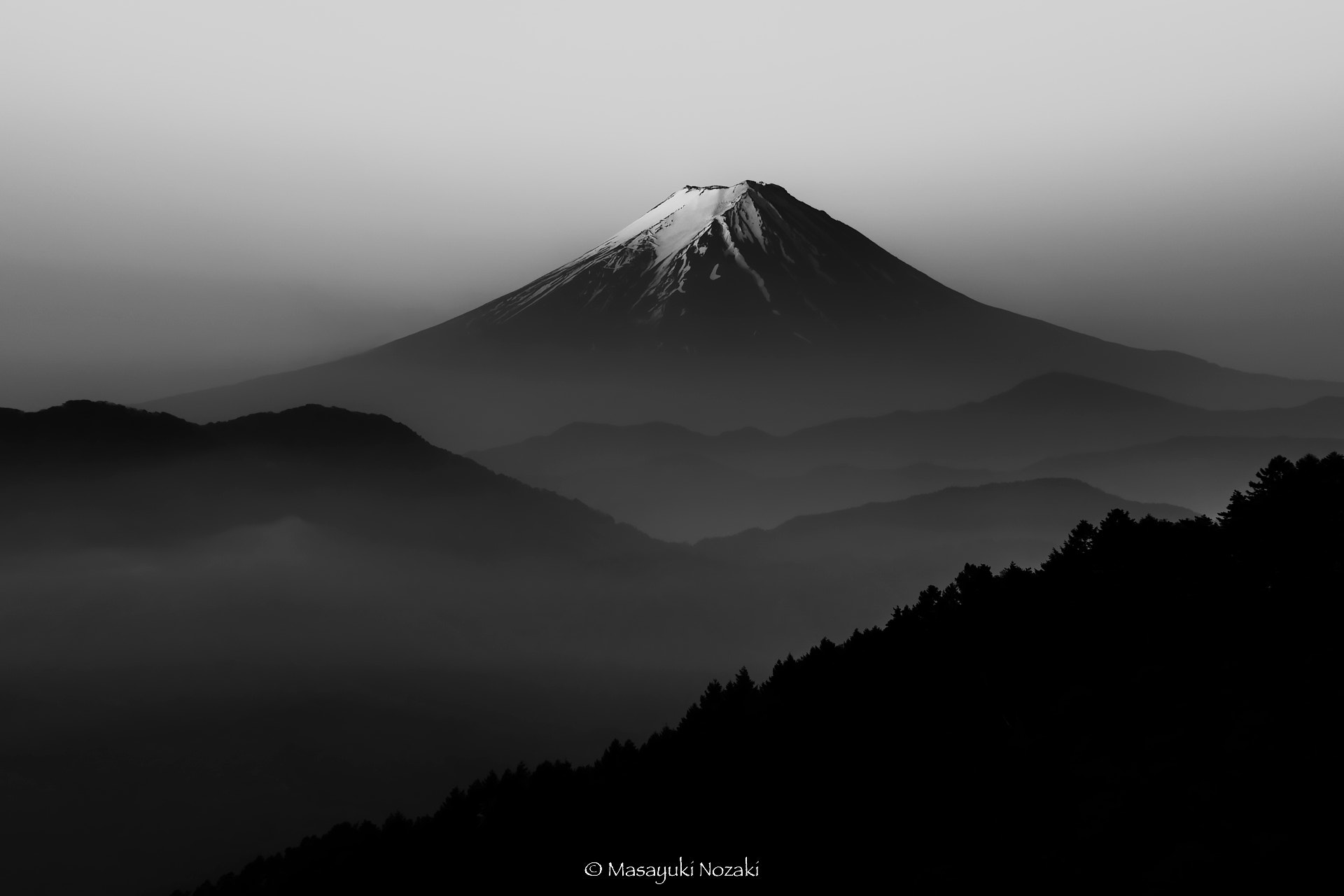 Sony a6000 + Canon 24-105mm F4 DG OS HSM | Art 013 sample photo. Mt.fuji in monochrome photography
