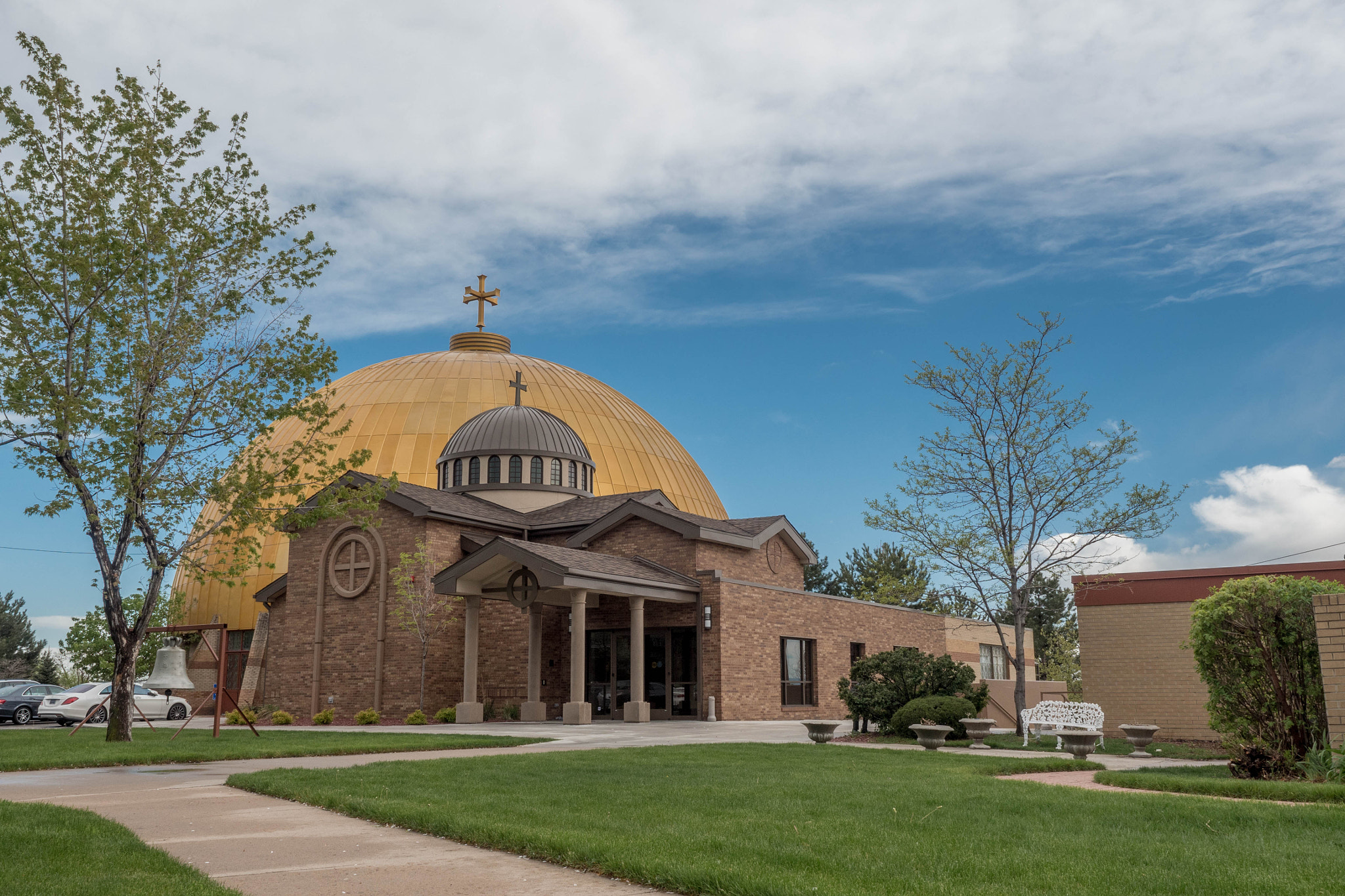 Panasonic Lumix DMC-GH4 + Olympus M.Zuiko Digital ED 12-40mm F2.8 Pro sample photo. 5-08-2016 - greek orthodox cathedral photography