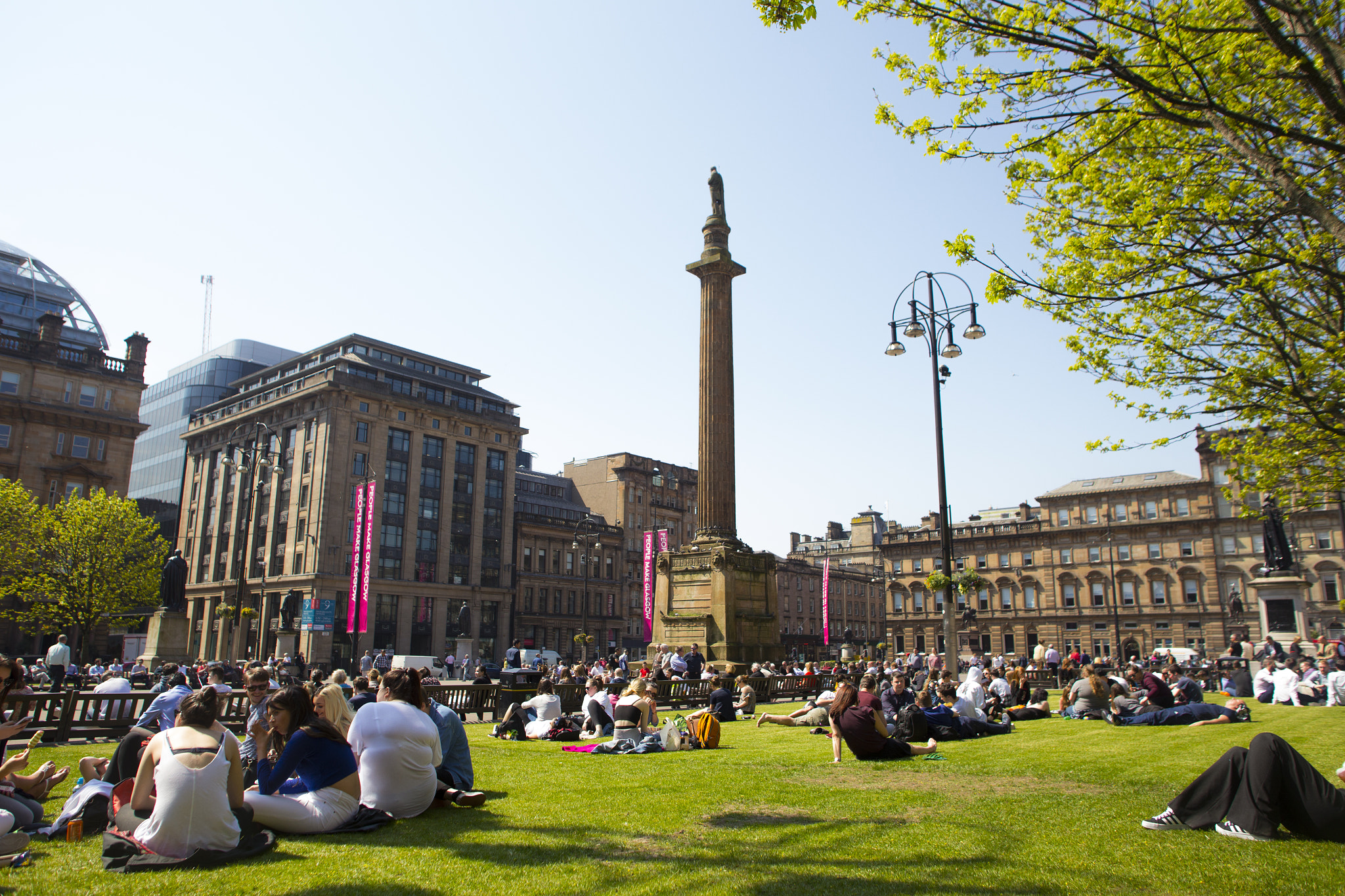Sigma 24mm f/1.8 DG Macro EX sample photo. George square photography