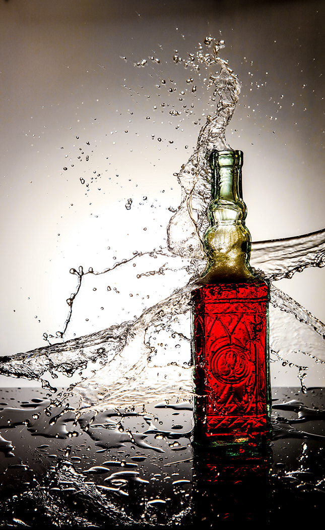 Sigma 24-70mm F2.8 EX DG Macro sample photo. Water and glass photography