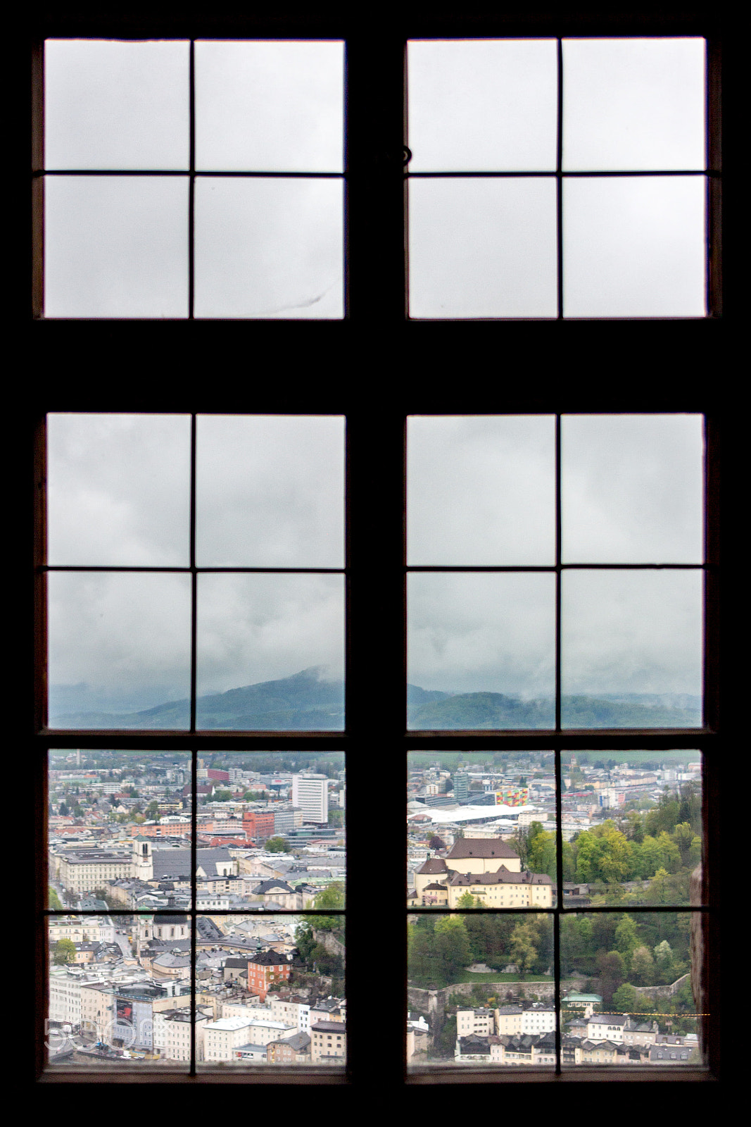 Canon EOS 650D (EOS Rebel T4i / EOS Kiss X6i) sample photo. Window to salzburg photography