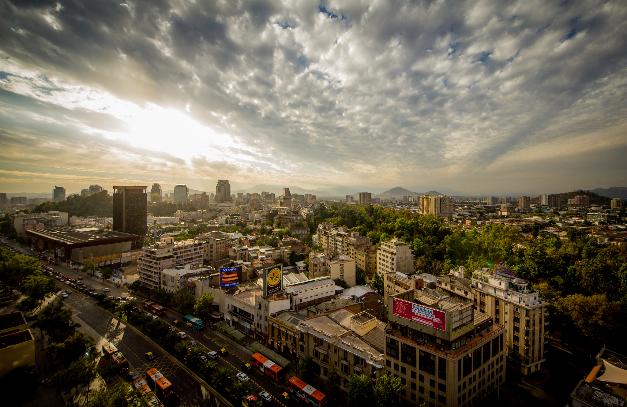 Sigma 8-16mm F4.5-5.6 DC HSM sample photo. Santiago de chile photography