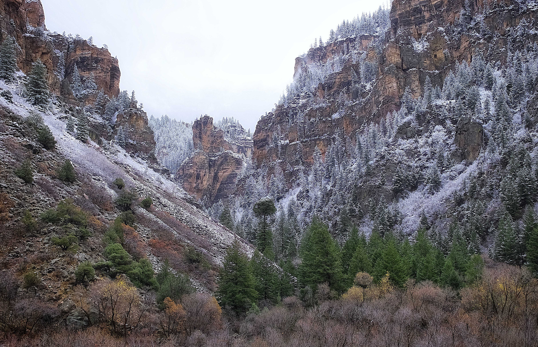 ZEISS Touit 32mm F1.8 sample photo. Glenwood canyon snow scene photography