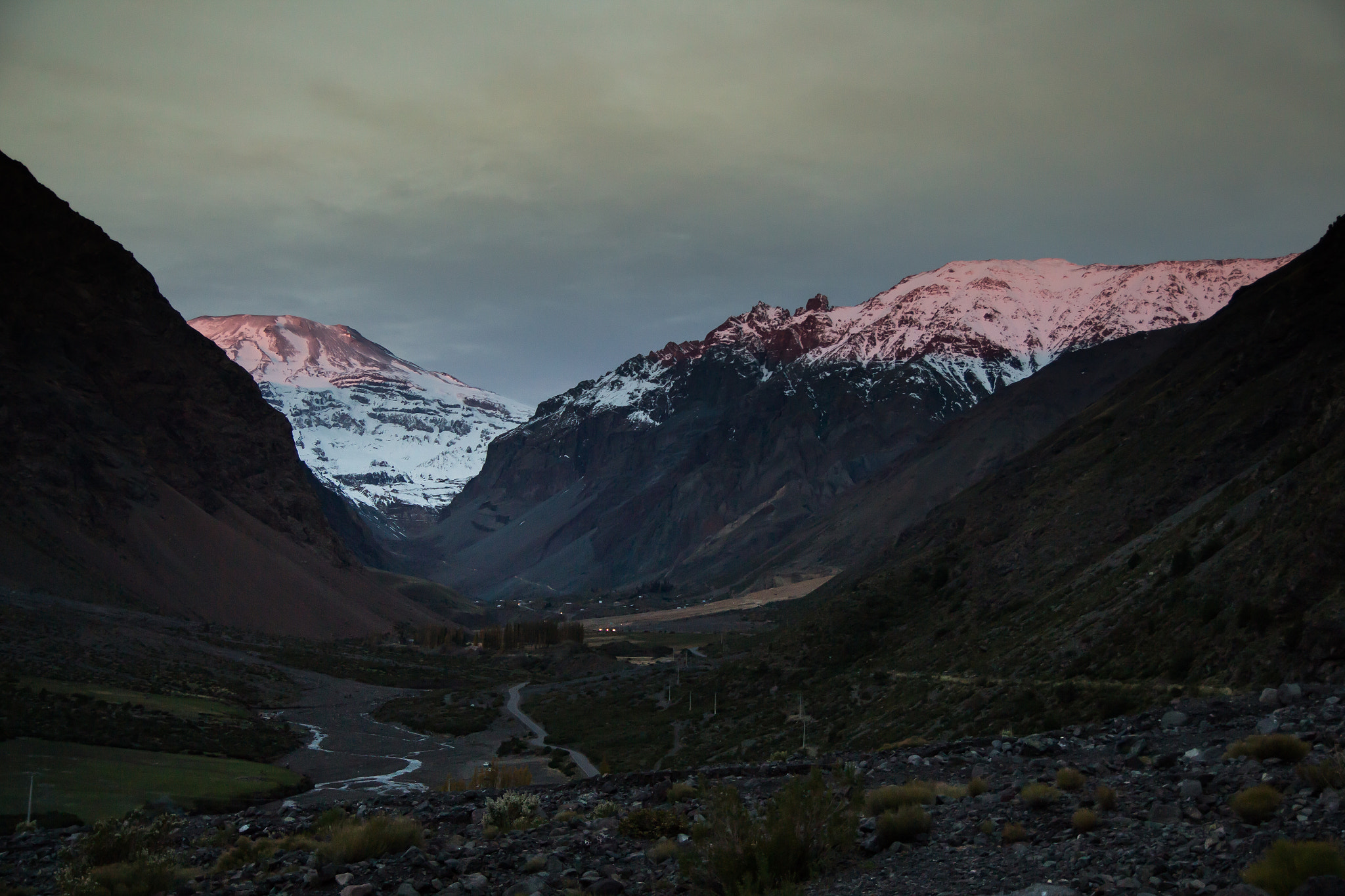 Tamron SP AF 17-50mm F2.8 XR Di II LD Aspherical (IF) sample photo. Cajón del maipo photography